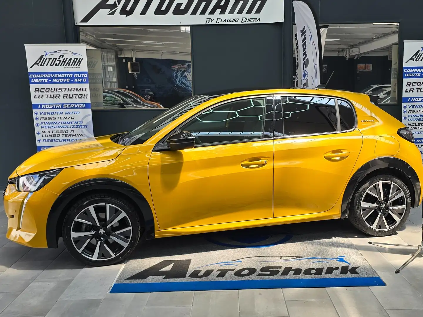 Peugeot 208 208 II 2019 1.5 bluehdi GT Line s SPORT Jaune - 1