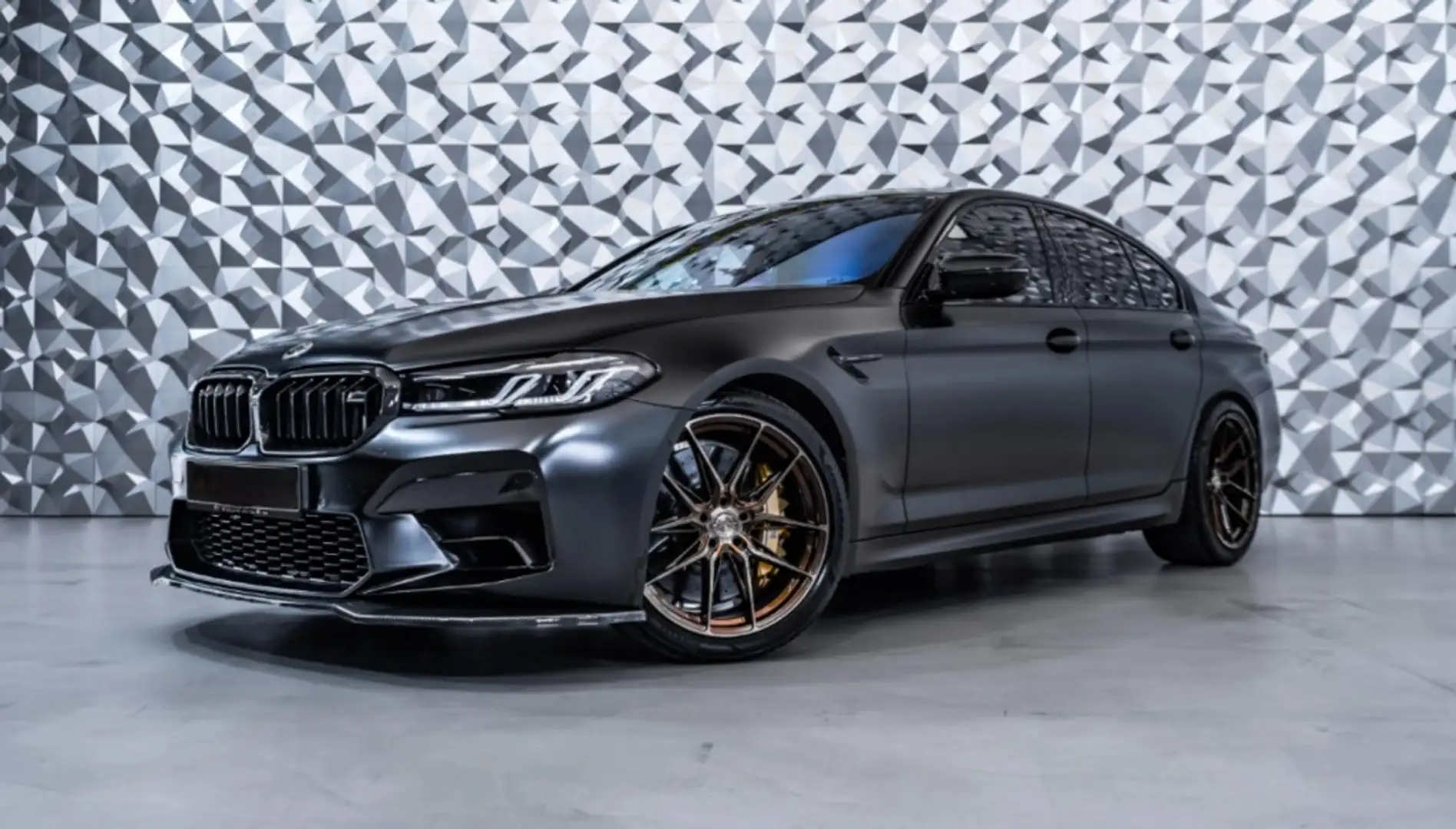 BMW M5 M5A Competition Siyah - 1