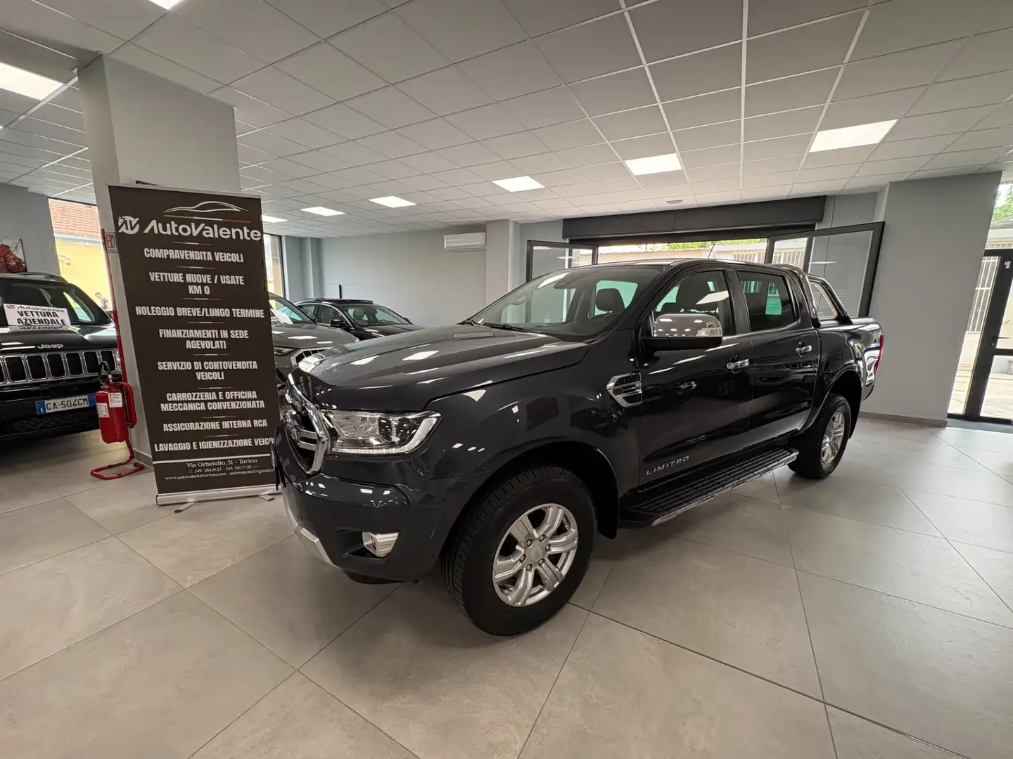 Ford Ranger 2.0 TDCi 213CV DC Limited 5 posti Grigio - 1