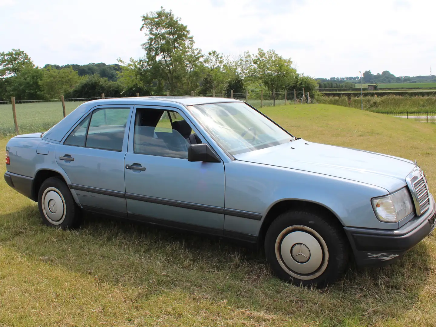 Mercedes-Benz 200 diesel maart 1986 Blu/Azzurro - 1