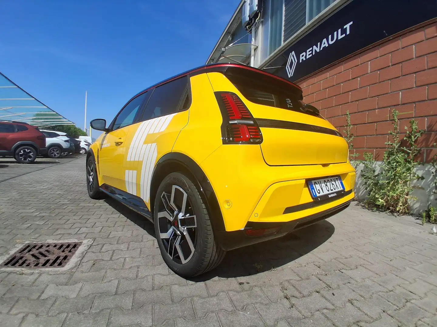 Renault R 5 RENAULT E-TECH ELECTRIC iconic cinq 150 cv comfor Giallo - 2