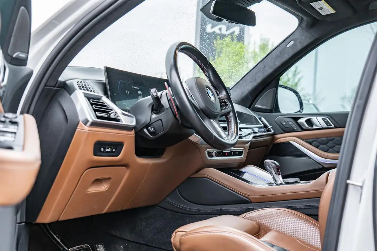 BMW X5 M снимка BMW X5 M
