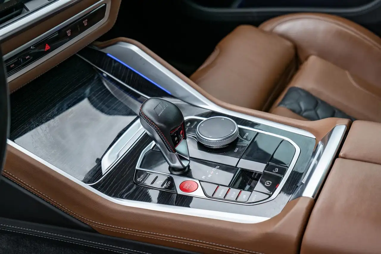 BMW X5 M снимка BMW X5 M