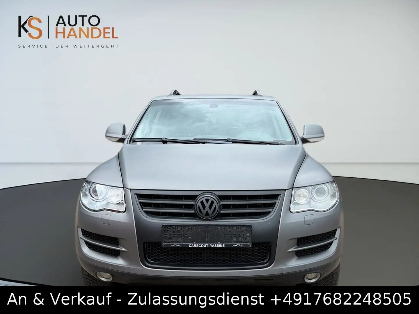 Volkswagen Touareg V6 / KEINE LUFTFEDERN/CHECKHEFTGEPFLEGT Grau - 2