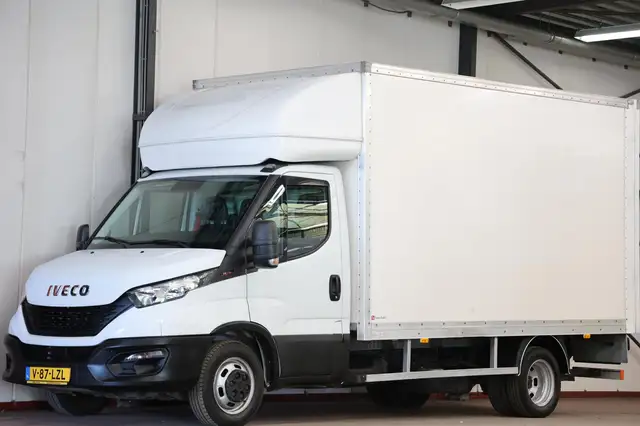 Iveco 35C16 3.0 BAKWAGEN MET ZIJDEUR EN LAADKLEP
