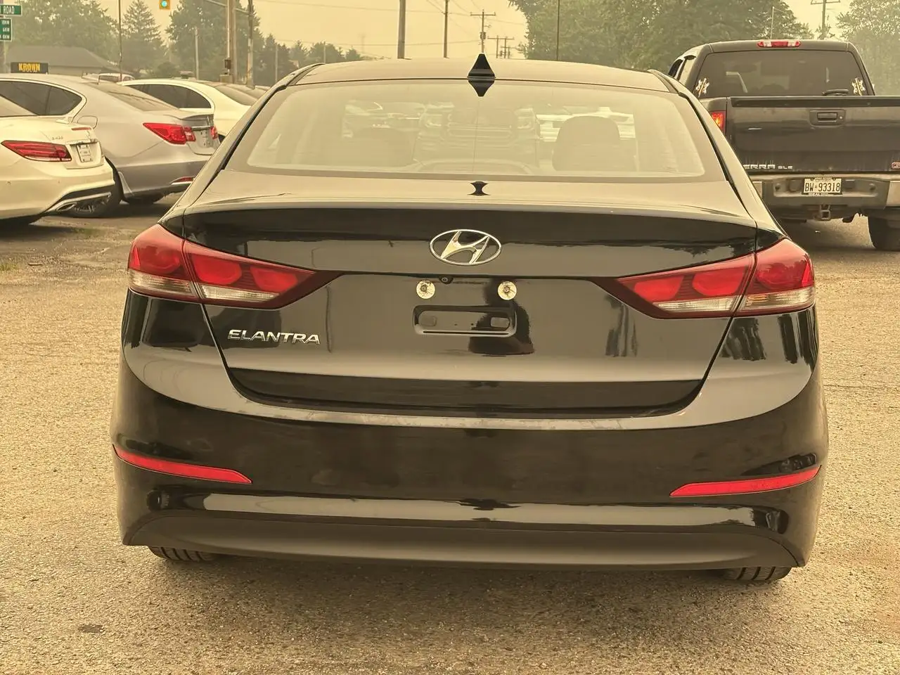 Hyundai ELANTRA fotografie Hyundai ELANTRA