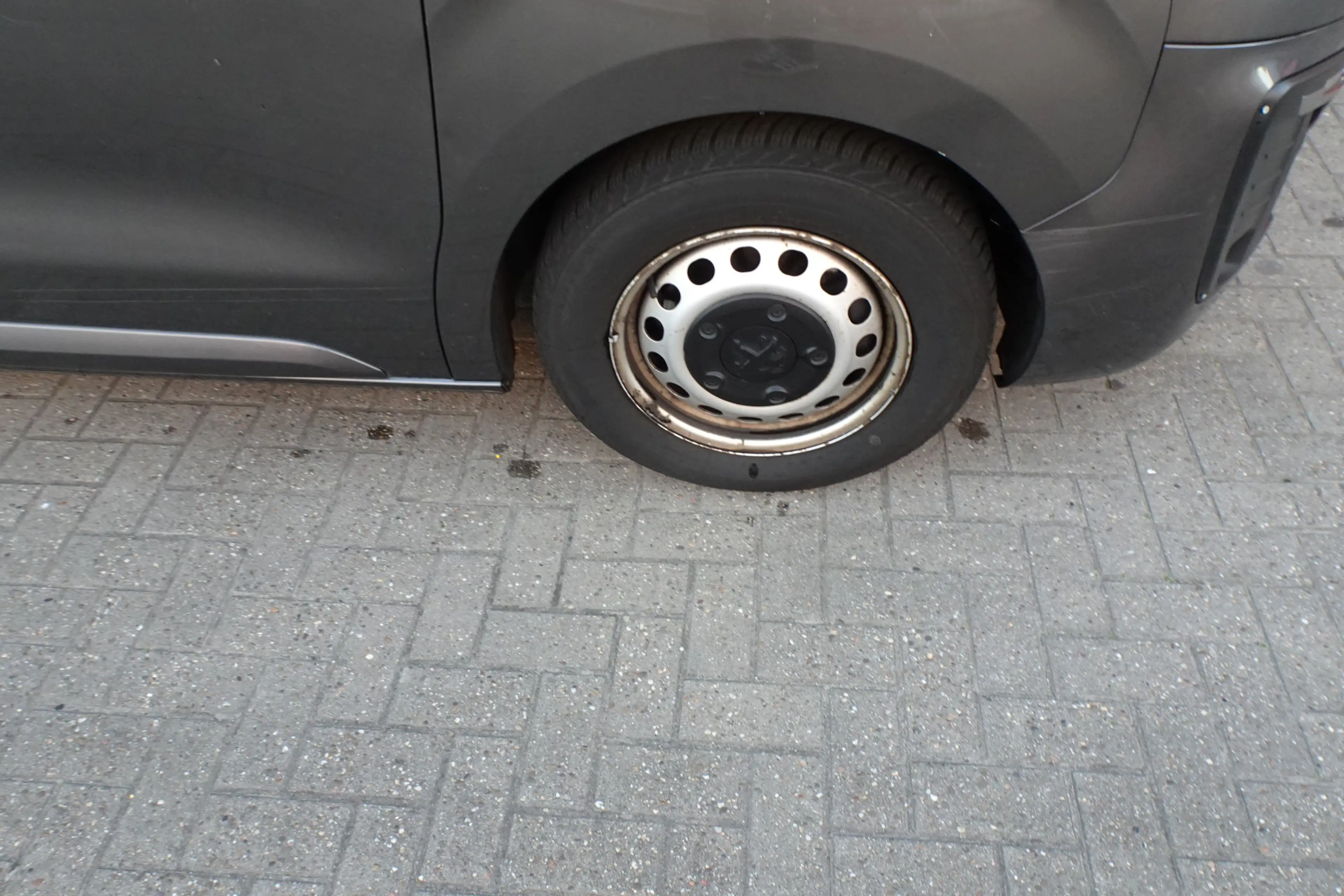 Peugeot Expert 2.0 BlueHDI 145 Long Premium DC 5 zits — photo 8