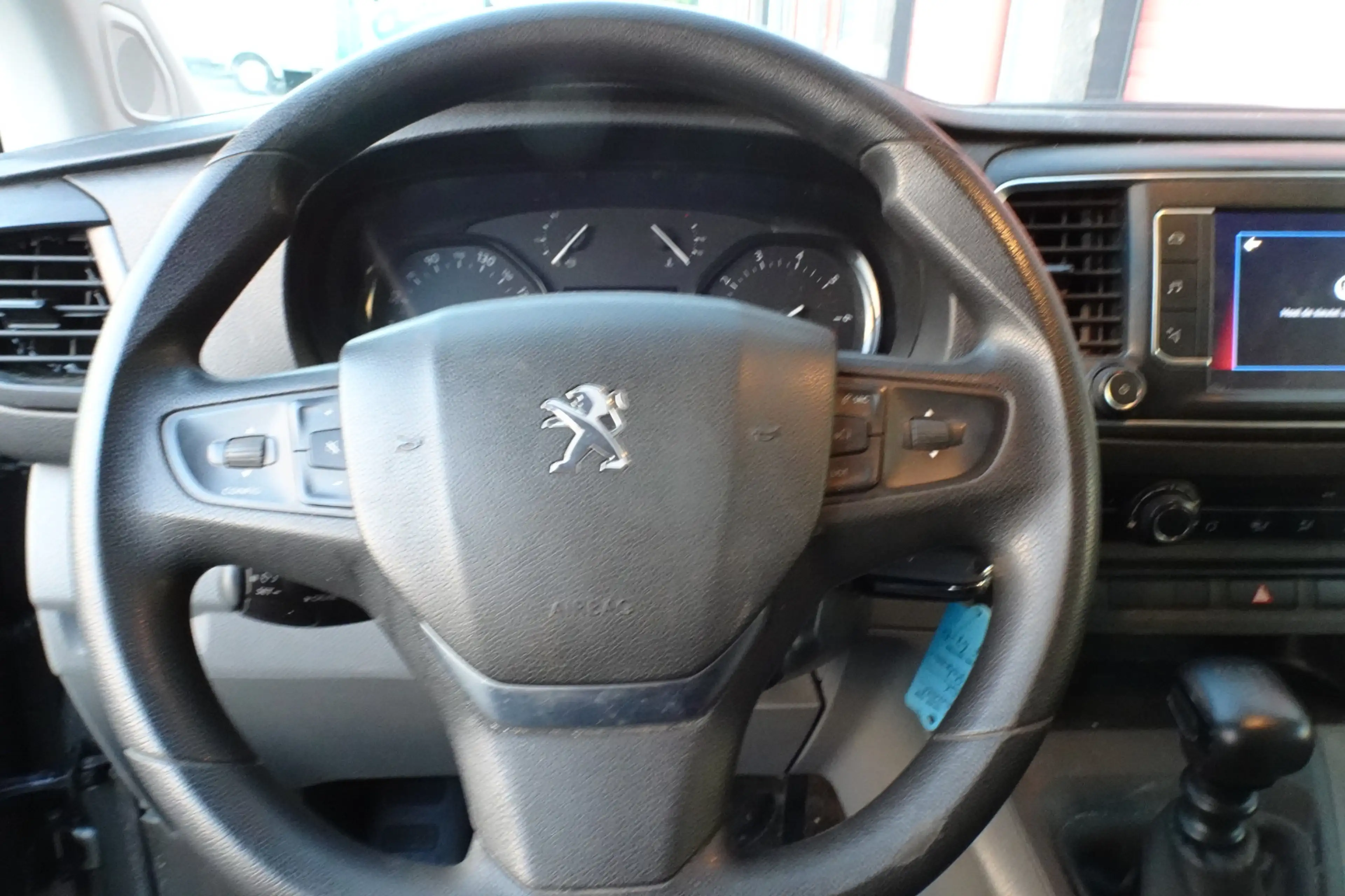 Peugeot Expert 2.0 BlueHDI 145 Long Premium DC 5 zits — photo 24