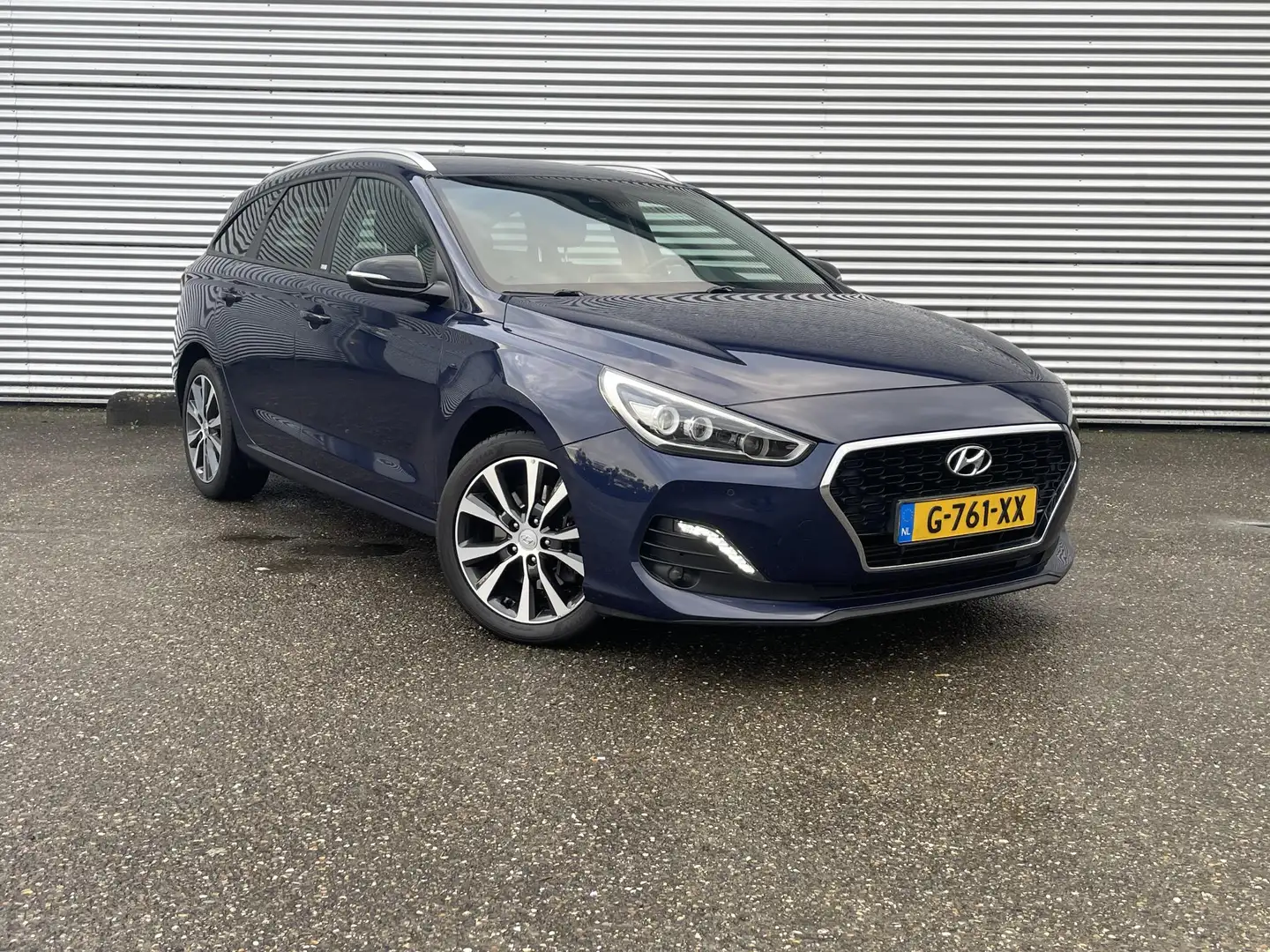 Hyundai i30 Wagon 1.4 T-GDI Premium automaat Blauw - 2