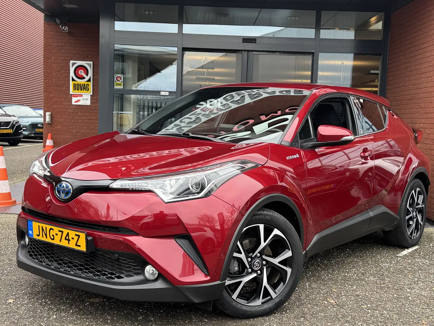 Toyota C-HR 1.8 Hybrid Dynamic // LED // NAVI // CAMERA // ADA Rood - 2