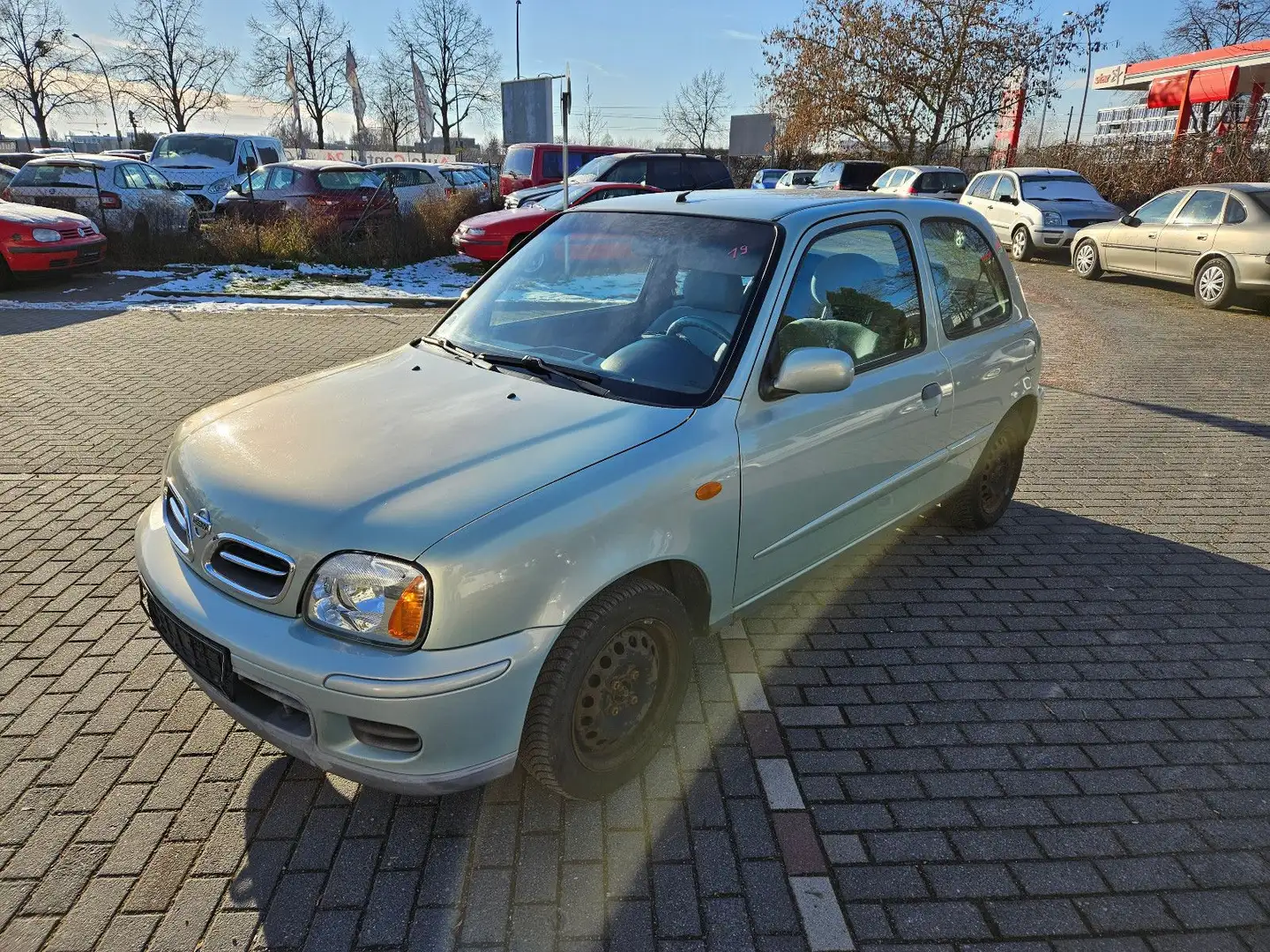 Nissan Micra Automatik Verde - 1