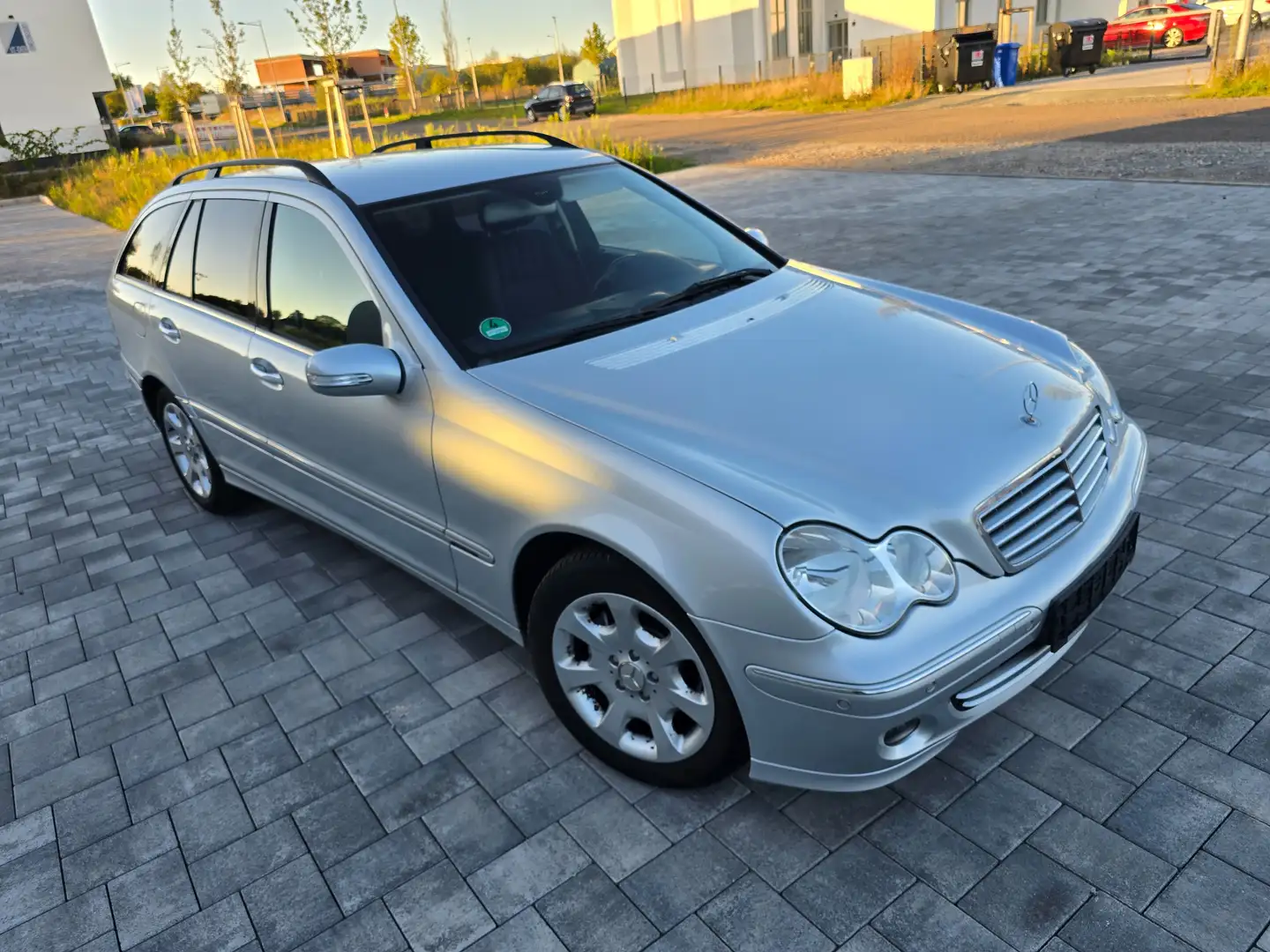 Mercedes-Benz C 200 C 200 T Kompressor (203.242) Silber - 1