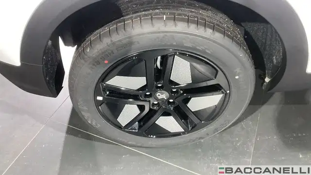 DR Automobiles DR5 view 10