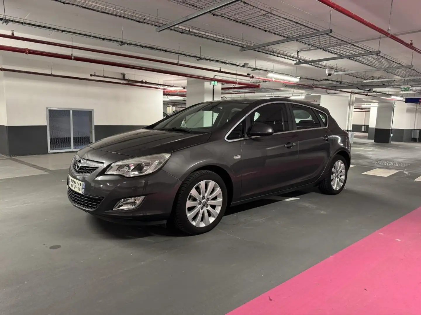 Opel Astra 1.4 Turbo 140ch Sport Gris - 1