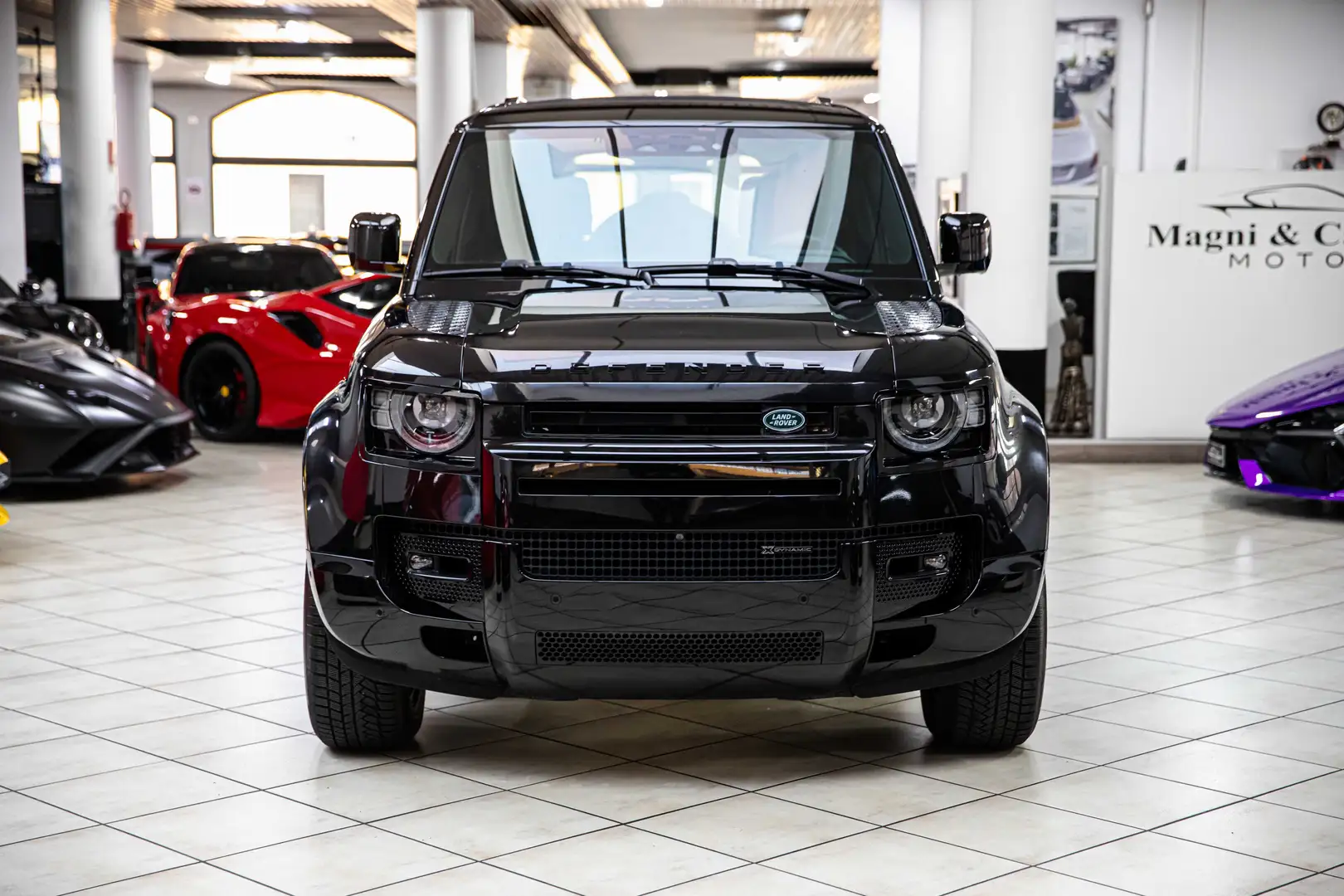 Land Rover Defender 110 P400 X-DYNAMIC SE|360°VIEW|AIR SUSPENSION Schwarz - 2