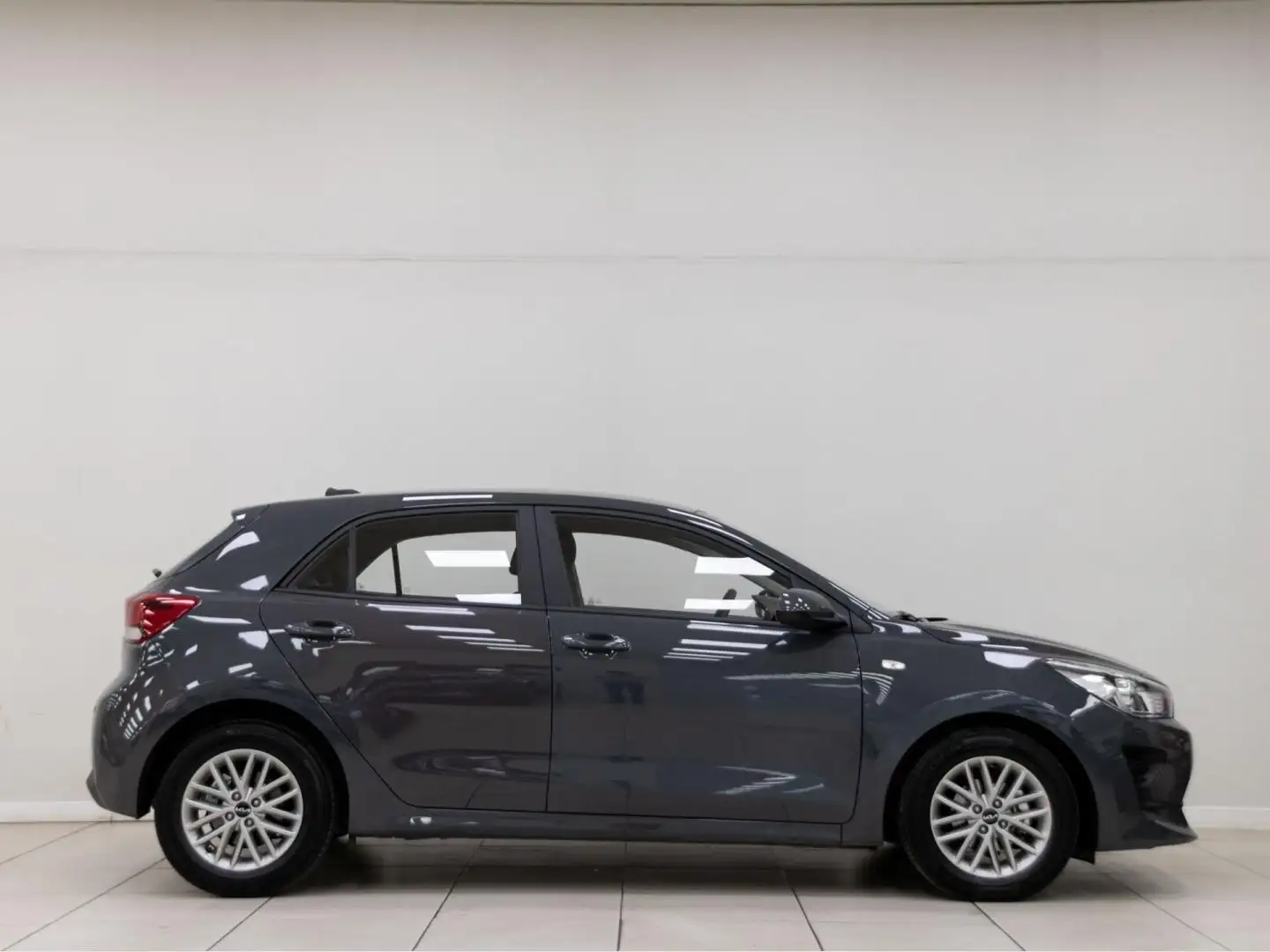 Kia Rio 1.2 DPi Concept 84 Gris - 2