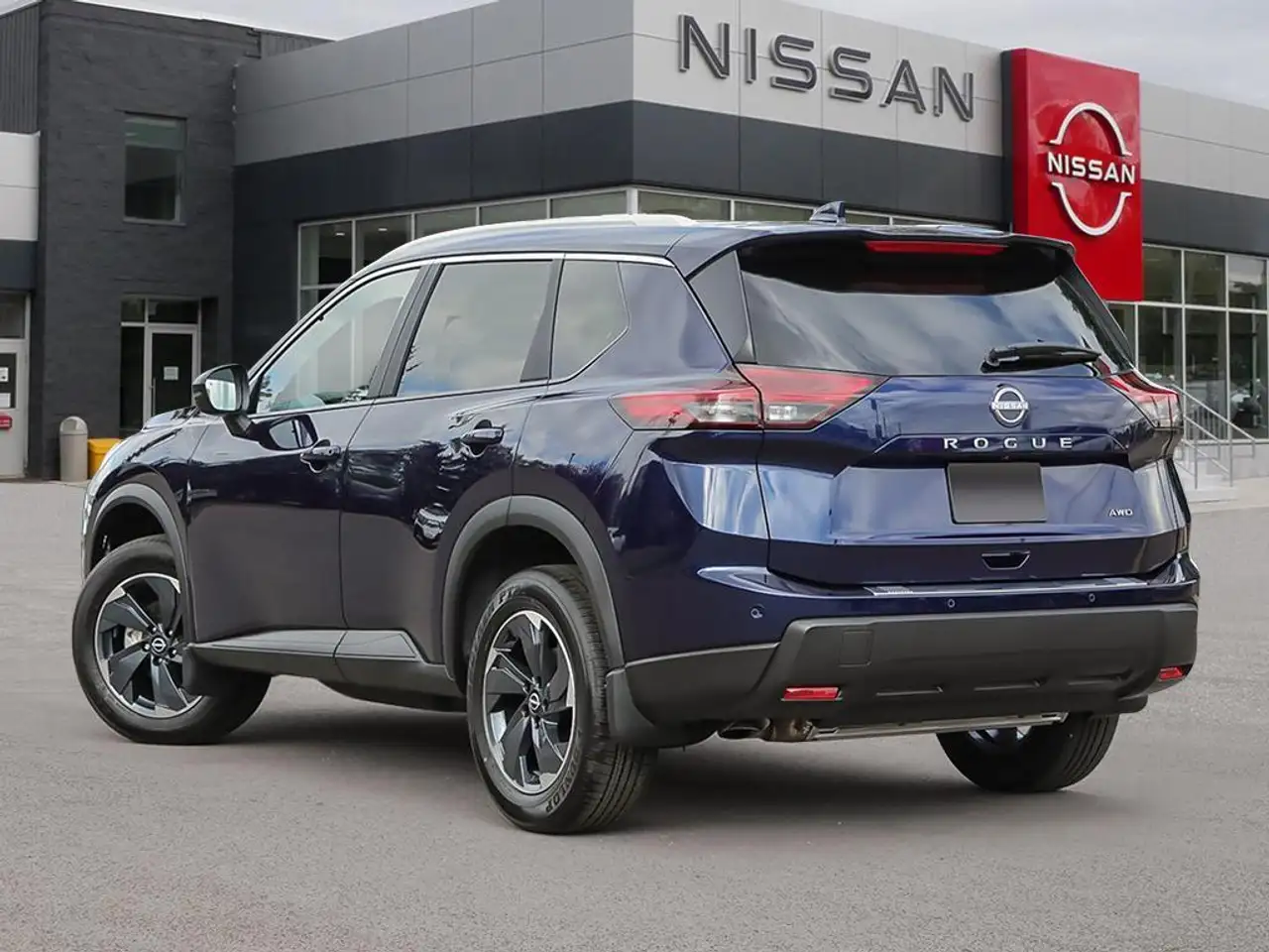 Nissan Rogue снимка Nissan Rogue