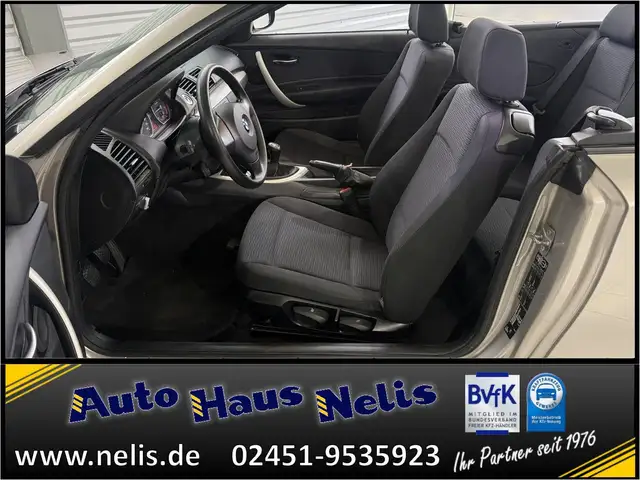 BMW 1 Series view 8