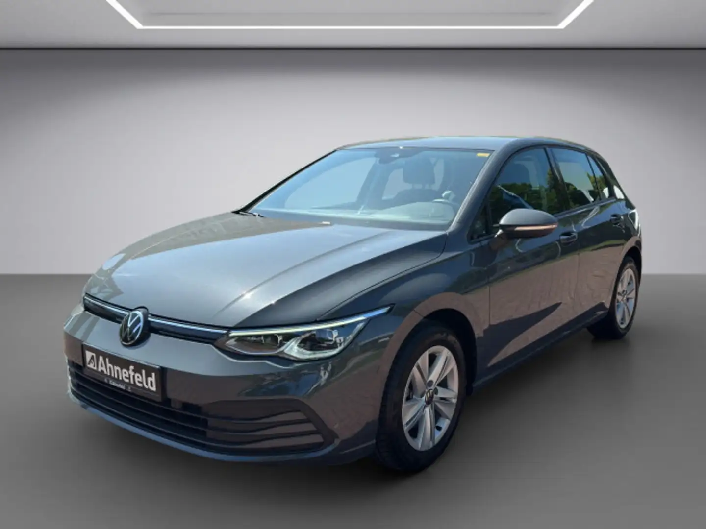 Volkswagen Golf VIII 1.5 eTSI Life DSG PDC SHZ ACC LED Gris - 2