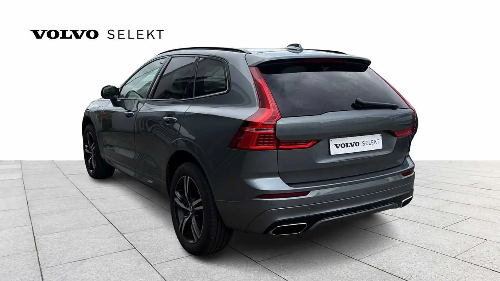 Volvo XC60 Recharge R-Design, T6 AWD plug-in hybrid Gris - 2