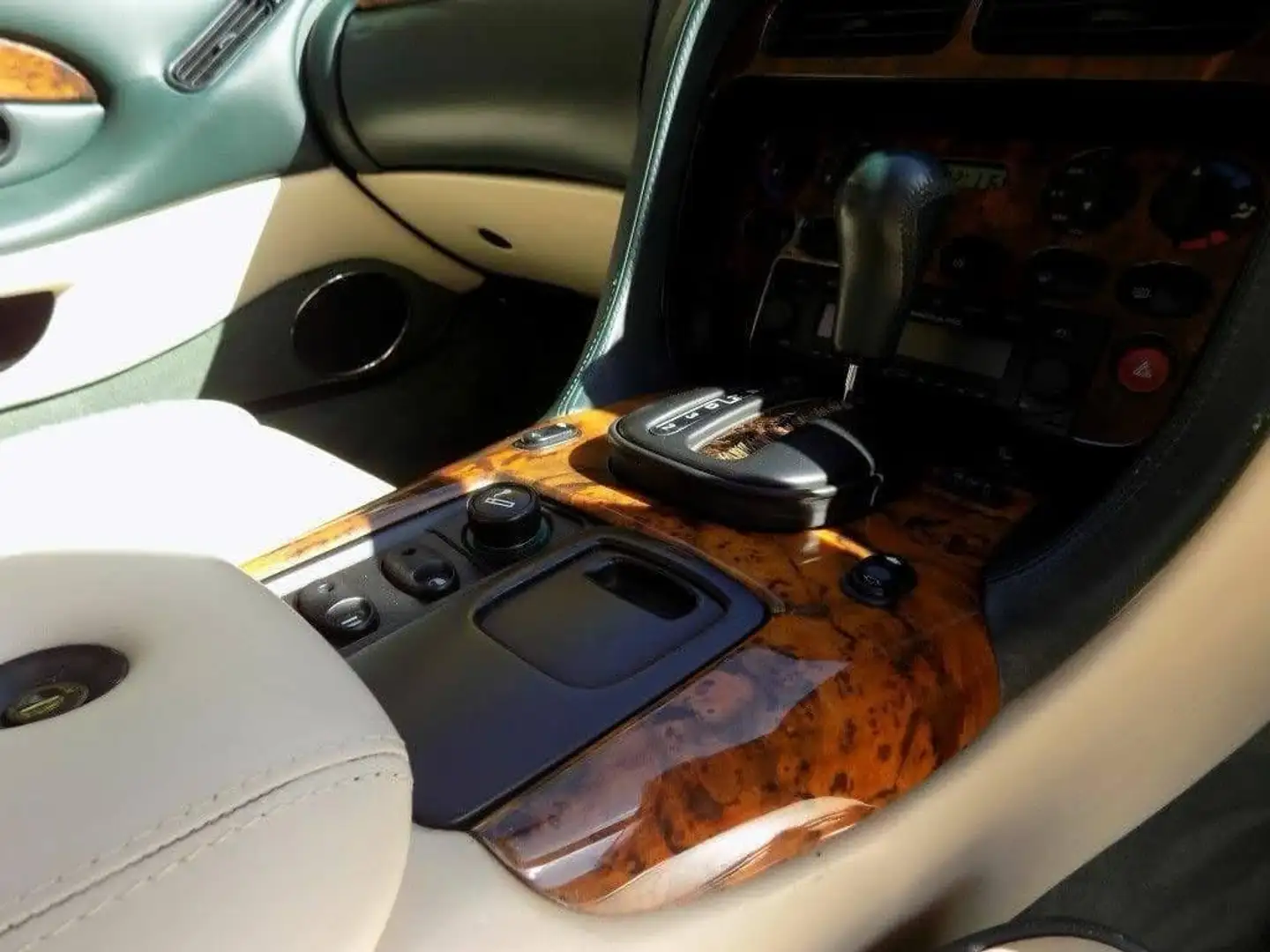 Aston Martin DB7 DB7 coupe 3.2 Vert - 1