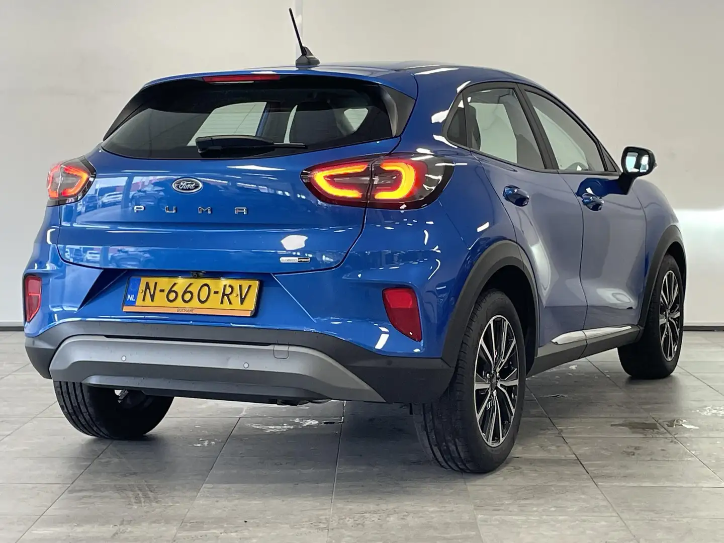 Ford Puma 1.0 EcoBoost Hybrid Titanium | 1e-EIG. | CAMERA | Blauw - 2
