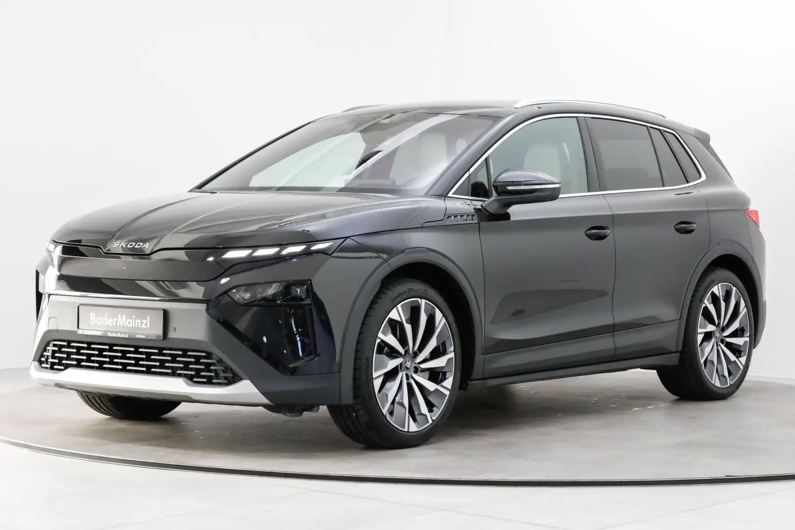 Skoda Elroq 85 Lodge AHK ACC HUD 4xSHZ 360 WäPu Matrix Schwarz - 2