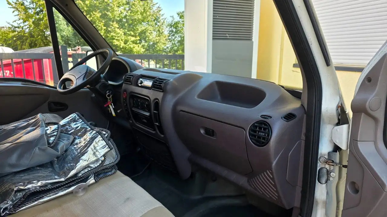 Renault Master Camping, foto 12