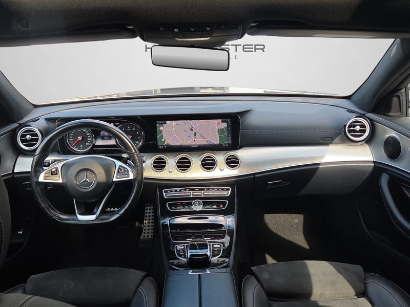 Mercedes-Benz E 250 T-Modell*Amg-Line*Schiebedach* — photo 13