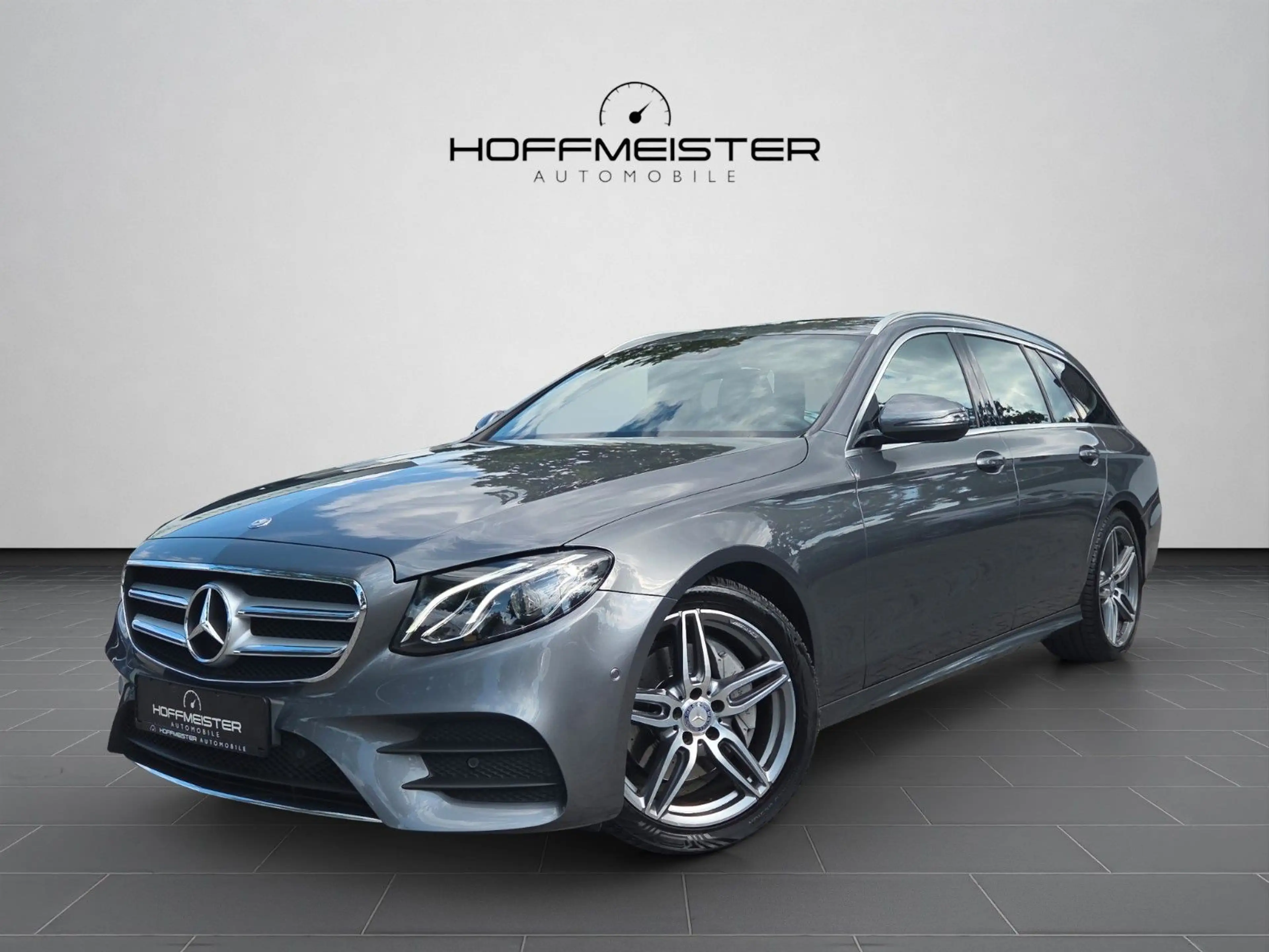 Mercedes-Benz E 250 T-Modell*Amg-Line*Schiebedach*