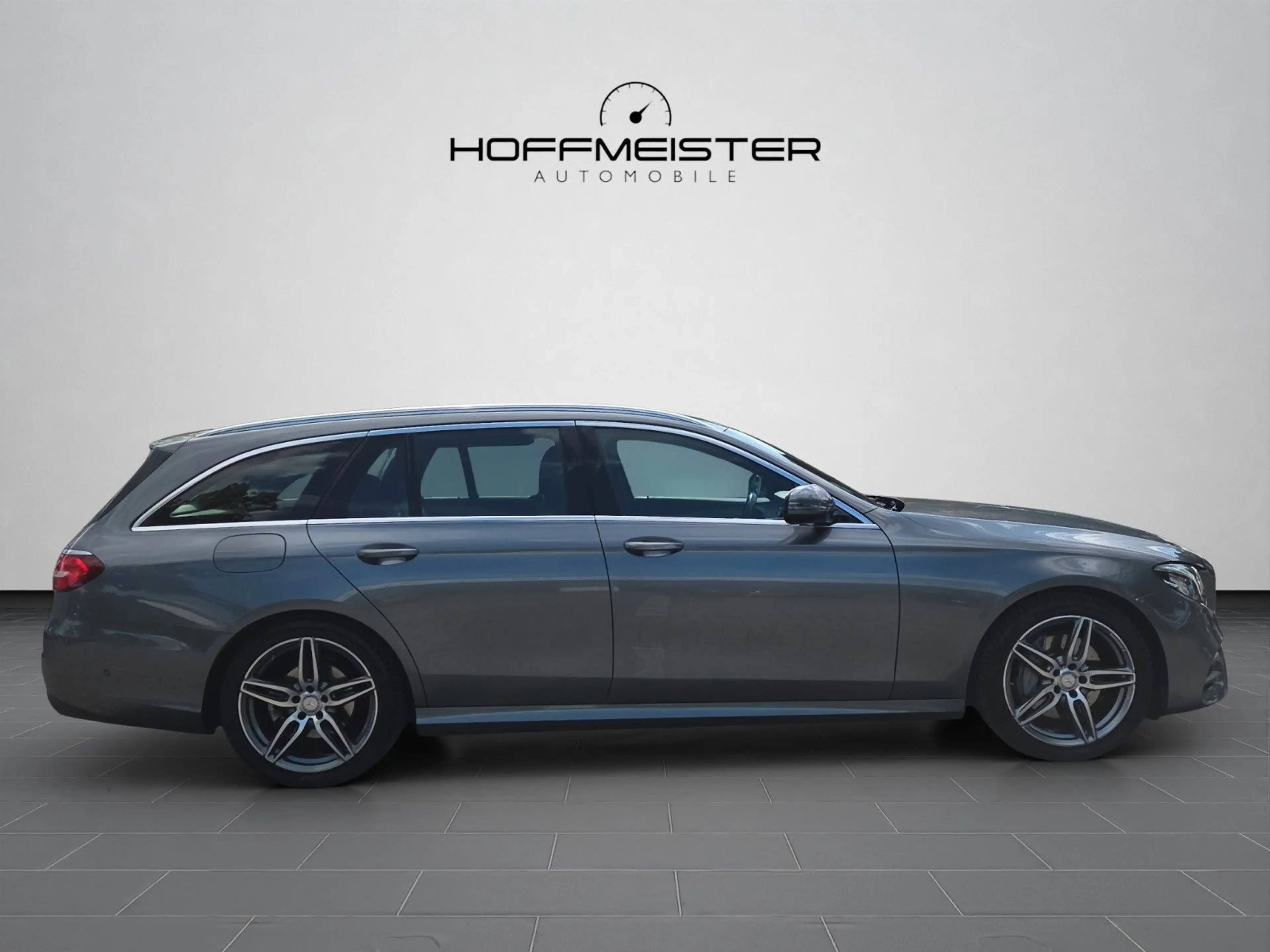 Mercedes-Benz E 250 T-Modell*Amg-Line*Schiebedach* — photo 8