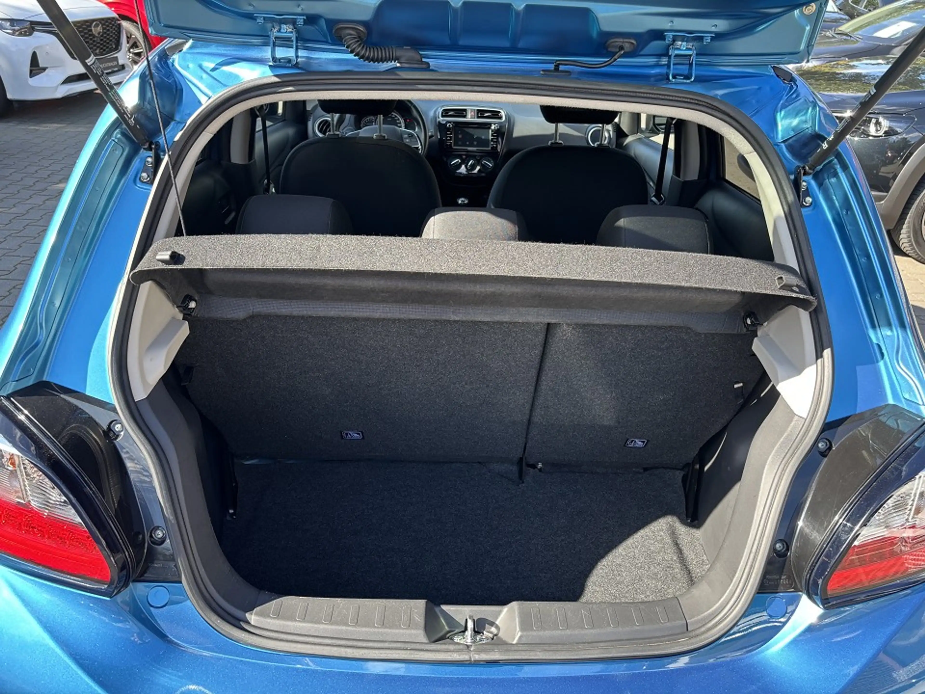Mitsubishi Space Star Spirit+*Tempomat*Sitzheizung*Navi*CarPlay*DAB* Spi — photo 13