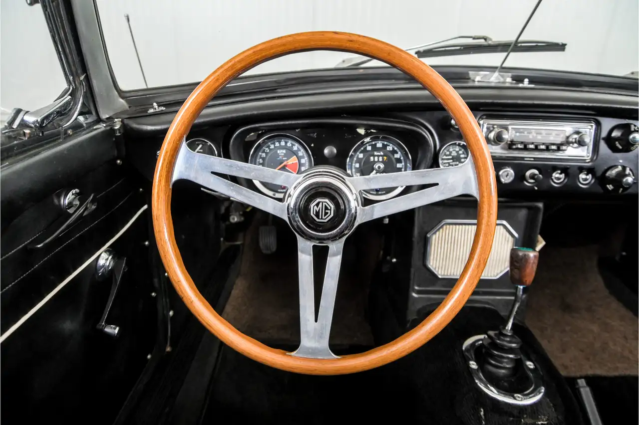 MG B type 1.8 Roadster, foto 8