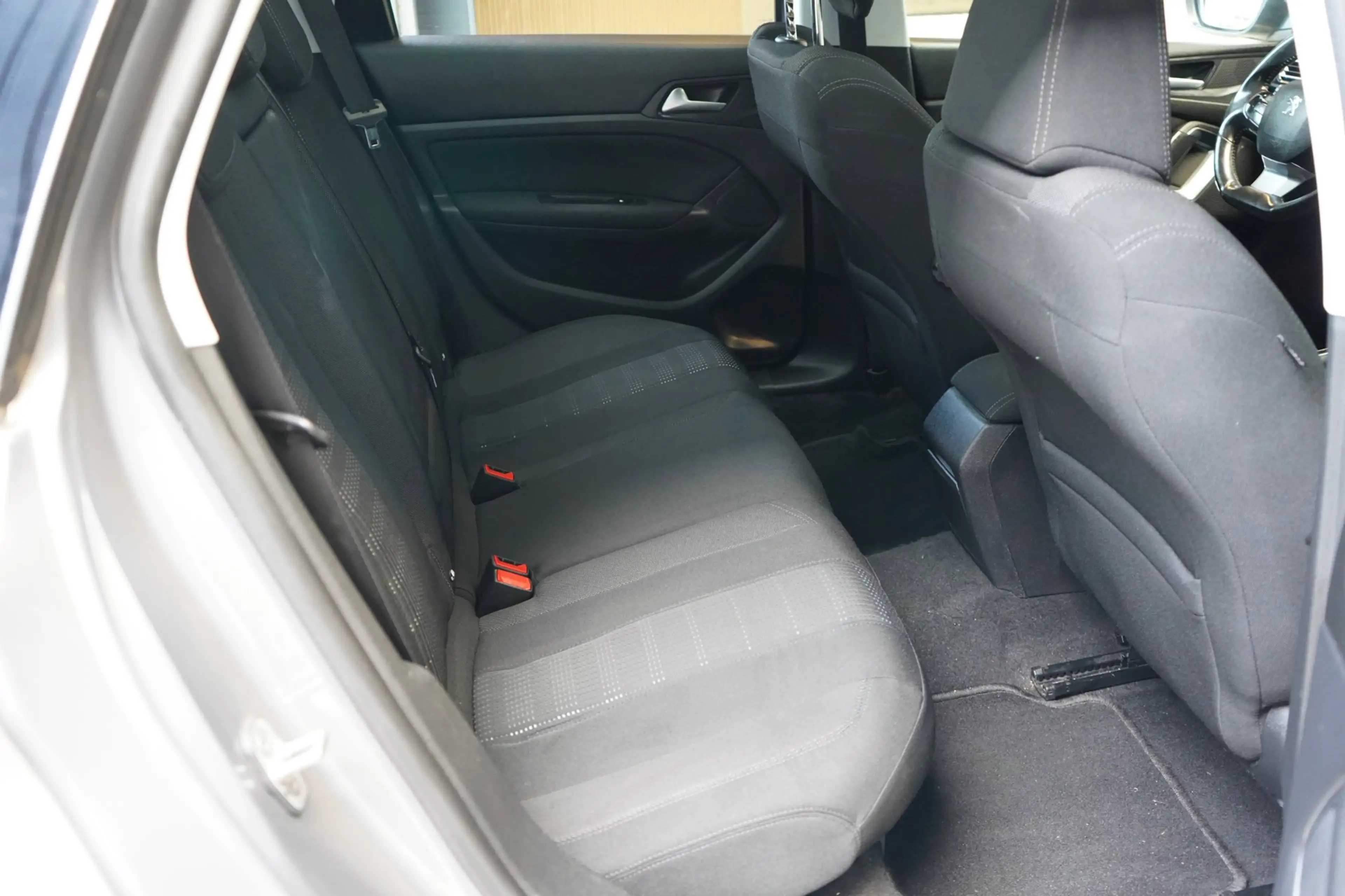 Peugeot 308 SW 1.2 PureTech Blue Lease Premium | TREKHAAK | CR — photo 19