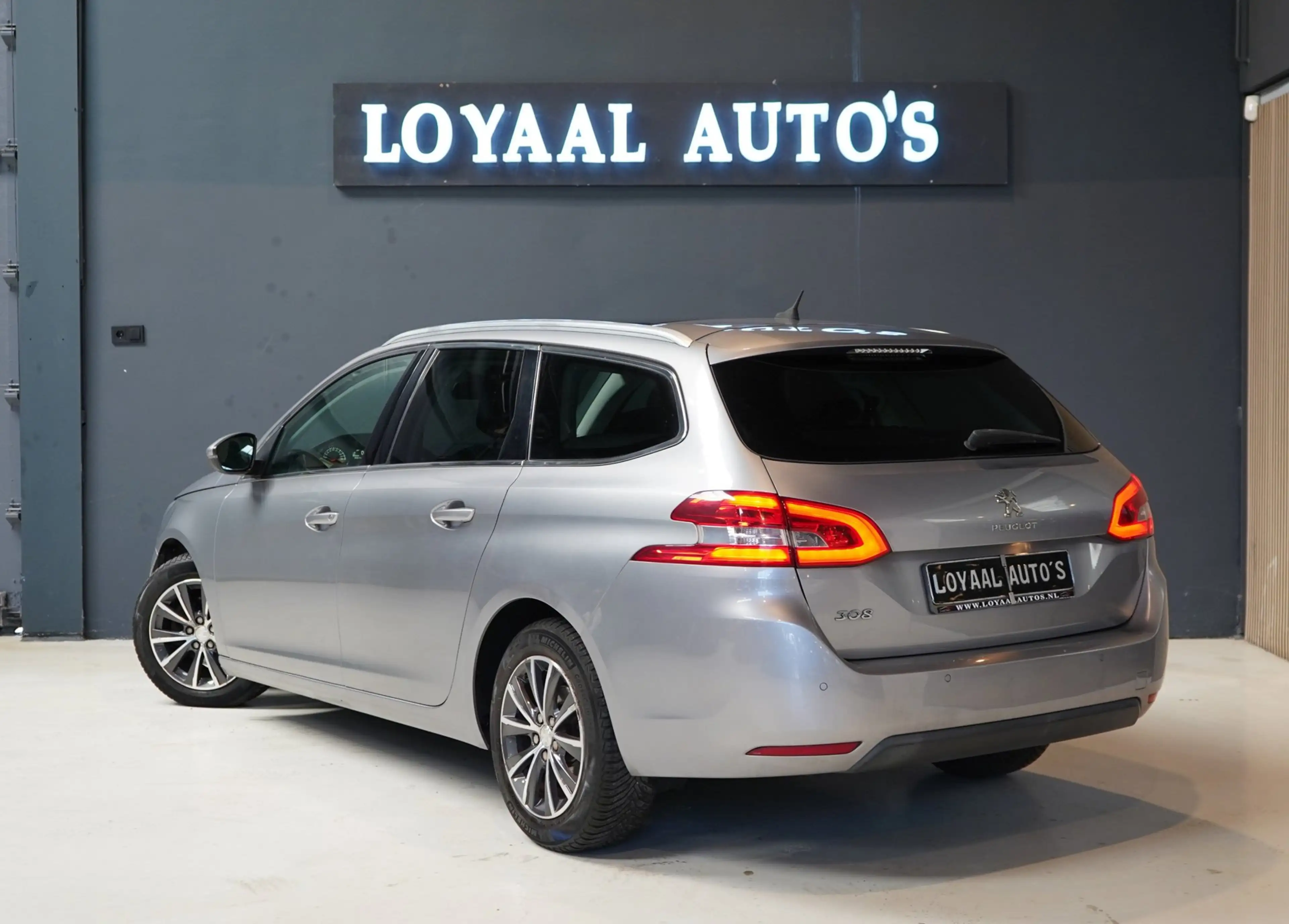 Peugeot 308 SW 1.2 PureTech Blue Lease Premium | TREKHAAK | CR — photo 6