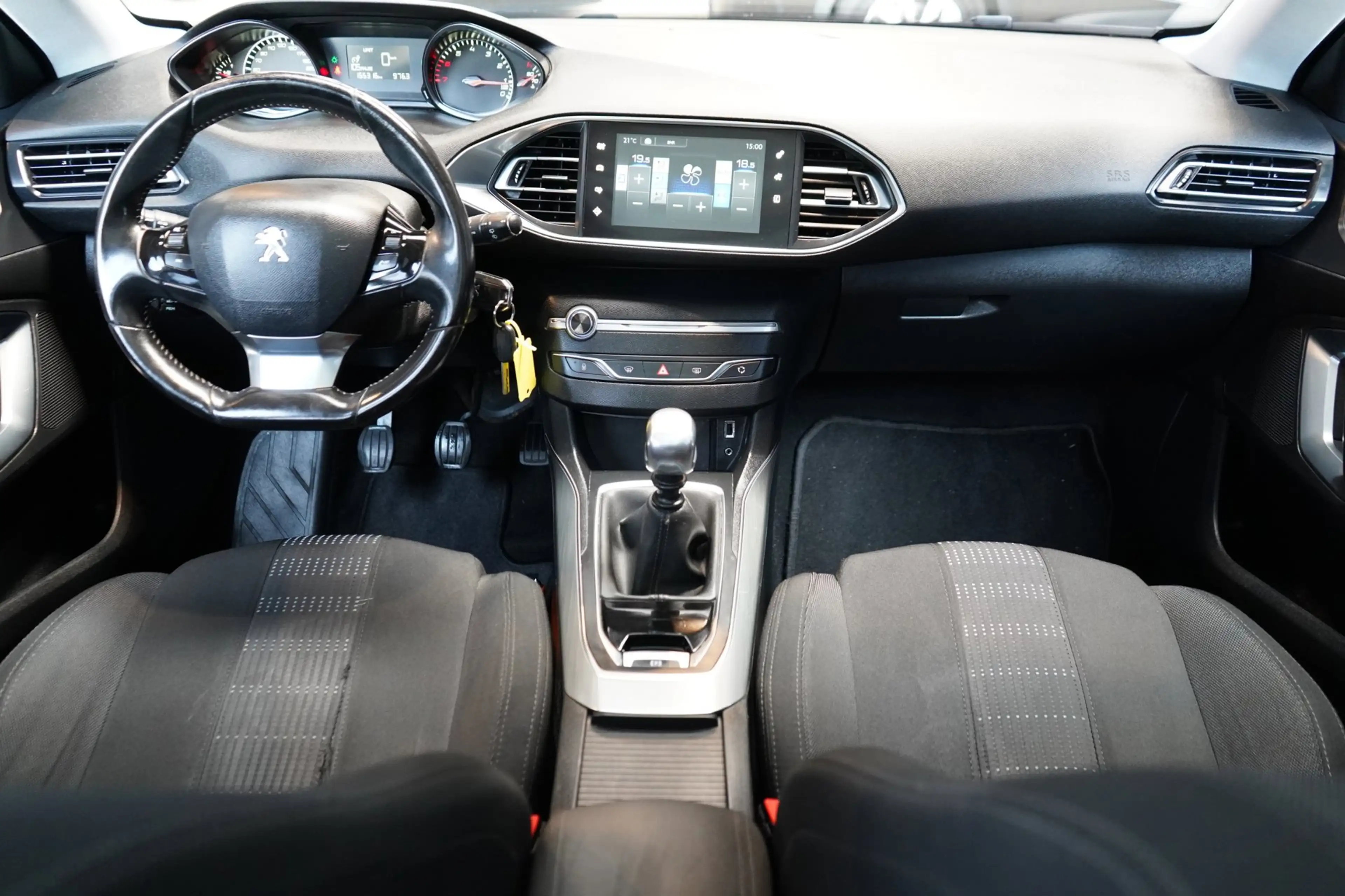 Peugeot 308 SW 1.2 PureTech Blue Lease Premium | TREKHAAK | CR — photo 2