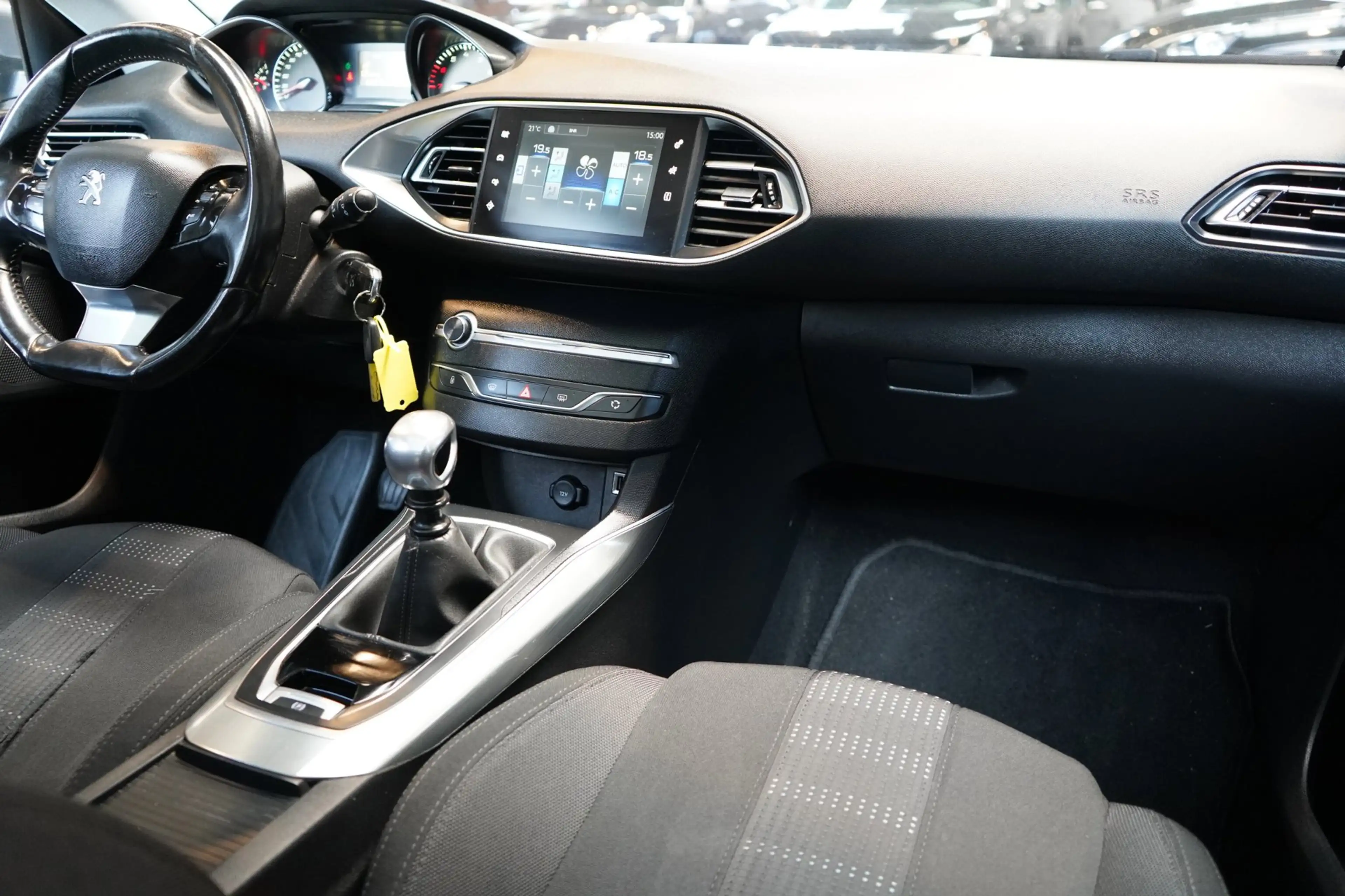 Peugeot 308 SW 1.2 PureTech Blue Lease Premium | TREKHAAK | CR — photo 15