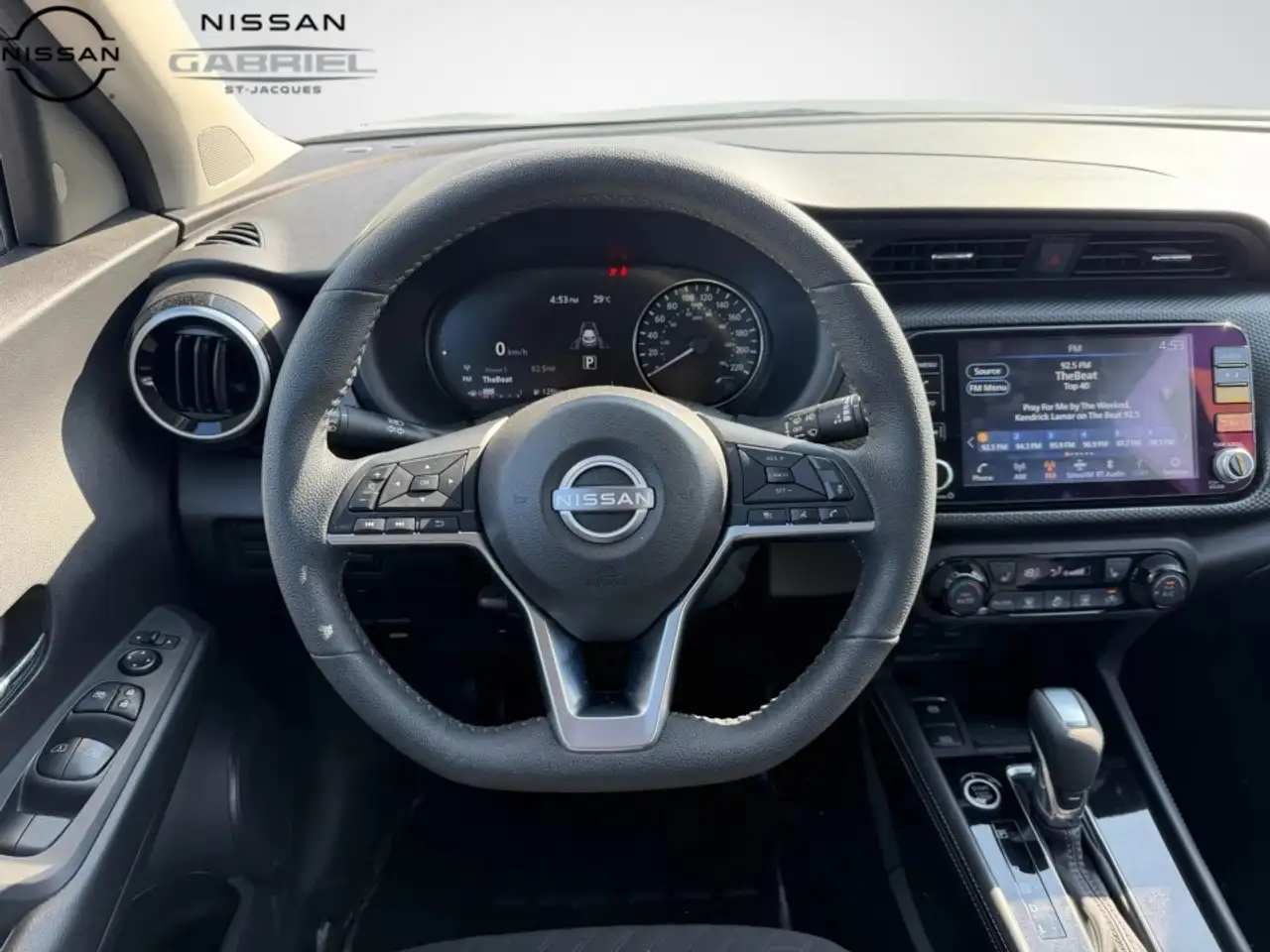 Nissan Kicks photo Nissan Kicks