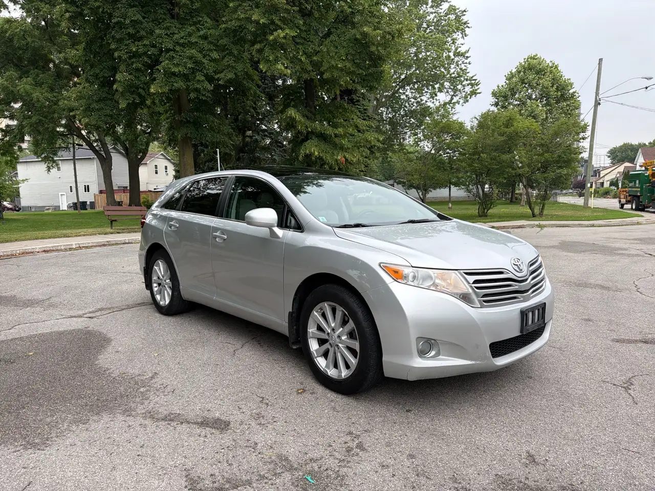 Toyota Venza photo Toyota Venza
