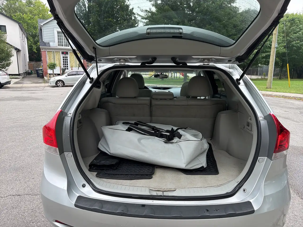 Toyota Venza photo Toyota Venza