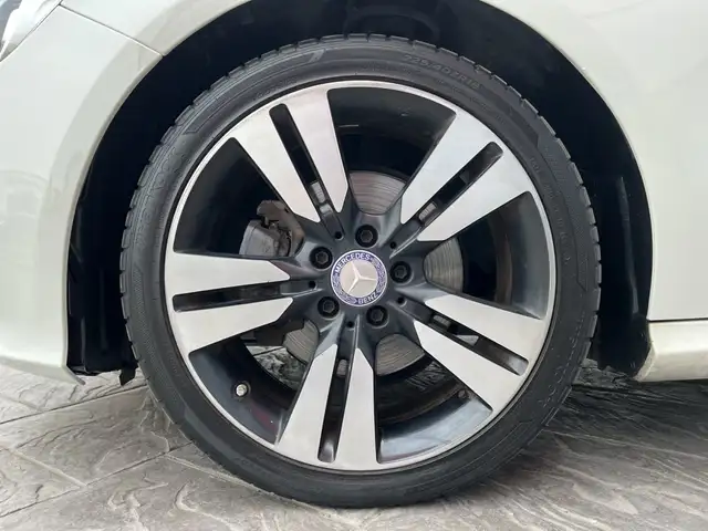 Mercedes-Benz A-Class view 10