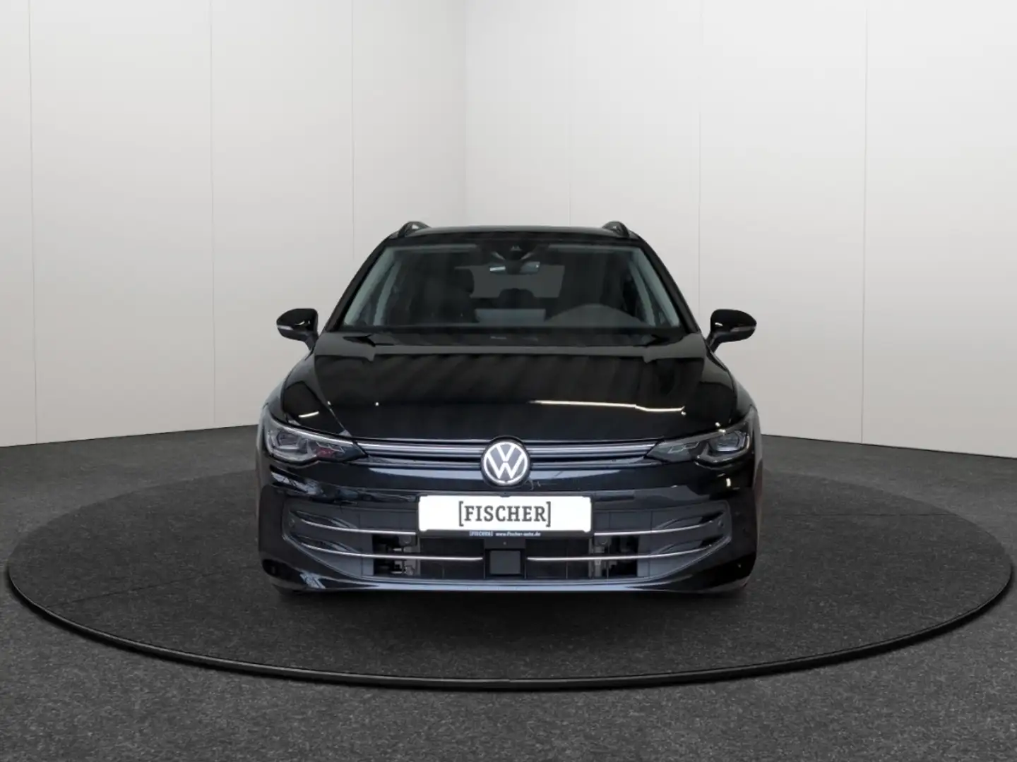 Volkswagen Golf Variant VIII 2.0TDI DSG Goal Matrix Navi AHK Rear View Schwarz - 2