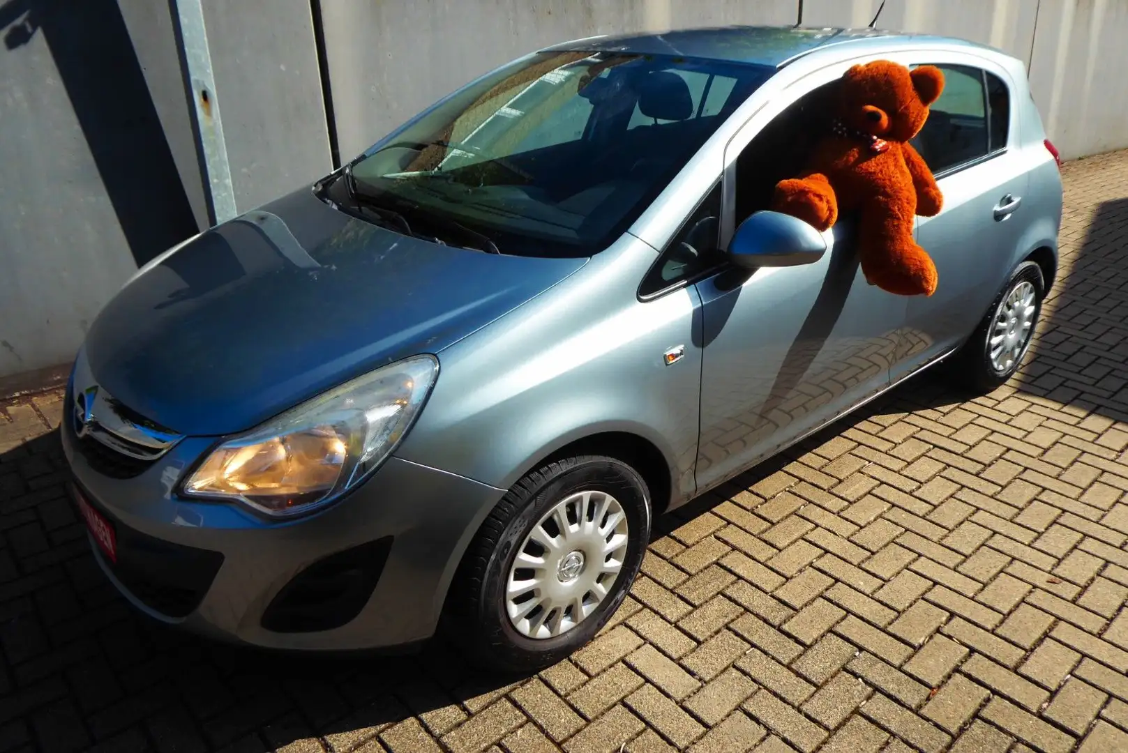 Opel Corsa D Edition 2.Hand original 39.800 km! Silber - 1