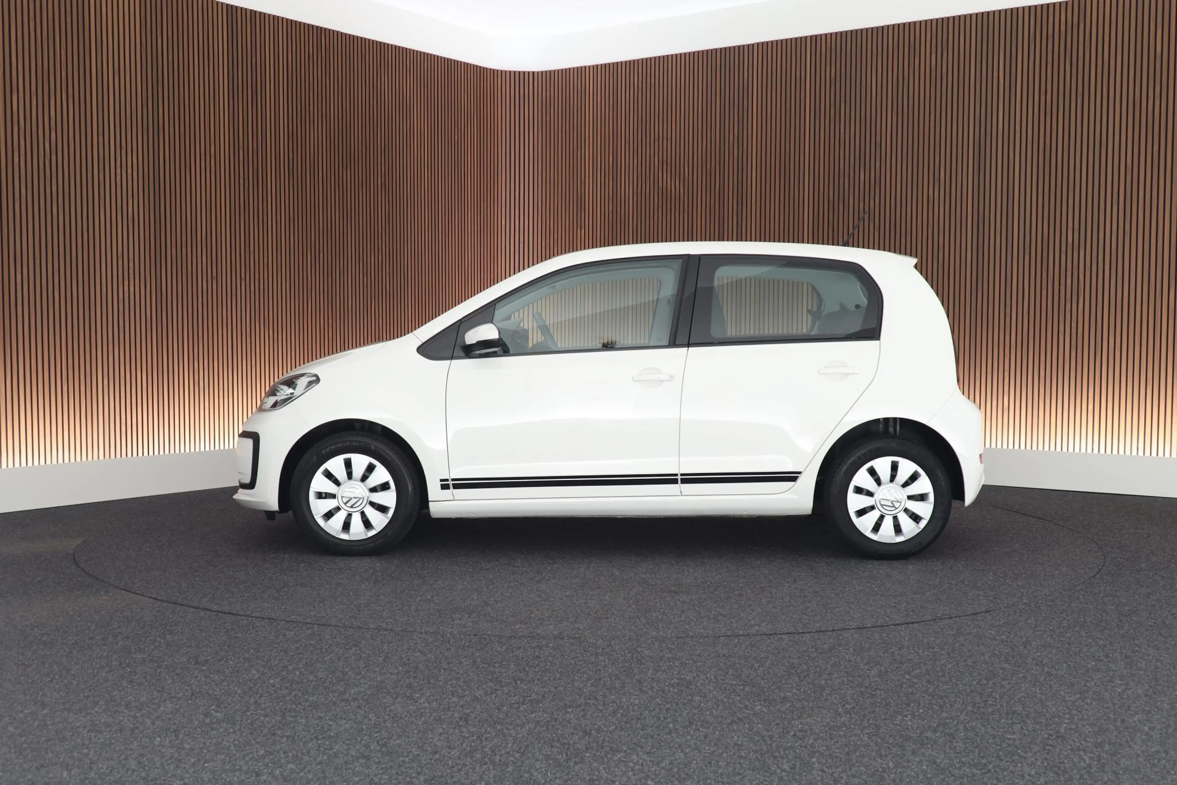 Volkswagen up! 1.0 60pk BMT move up! Airco DAB — photo 5