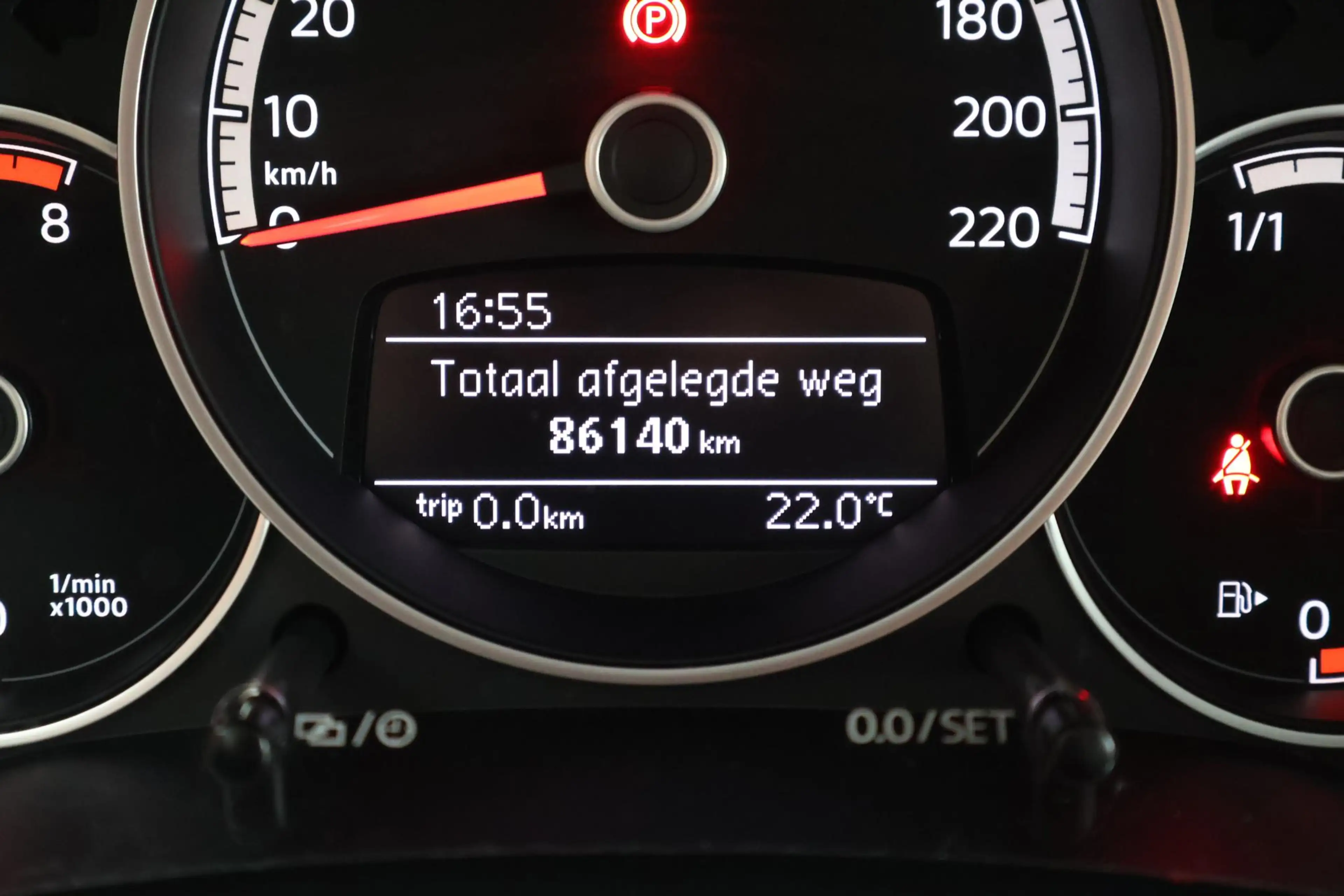 Volkswagen up! 1.0 60pk BMT move up! Airco DAB — photo 25