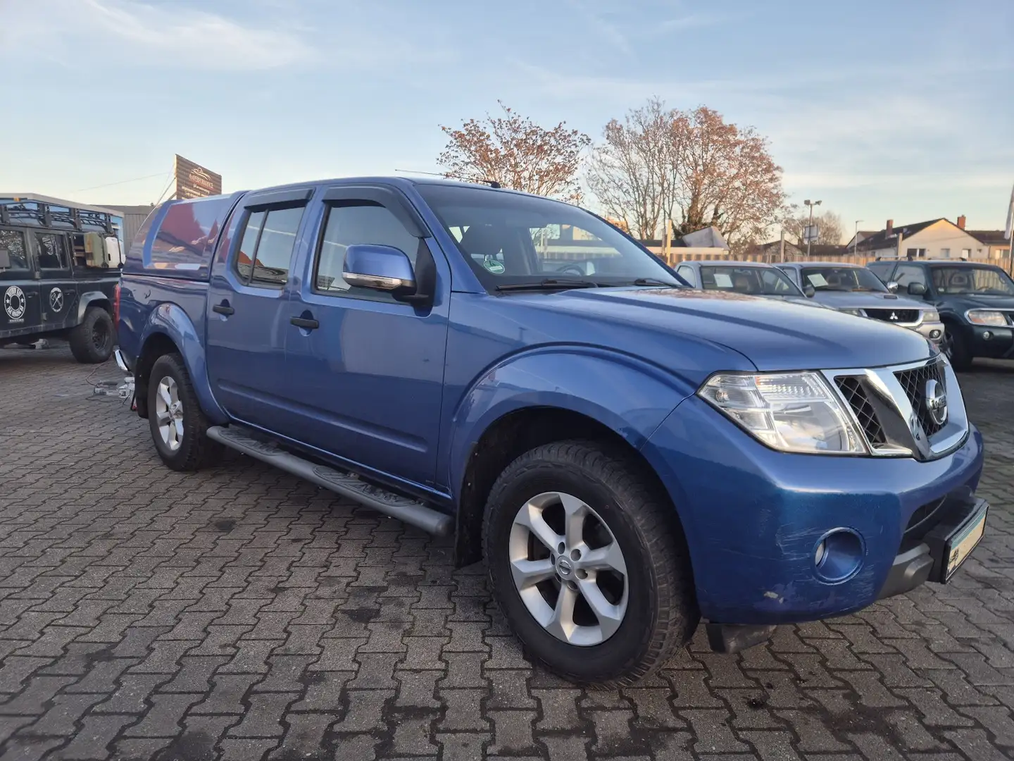 Nissan Navara Double Cab SE 4X4 *Hard-Top/LKW-Zl.* Blau - 1