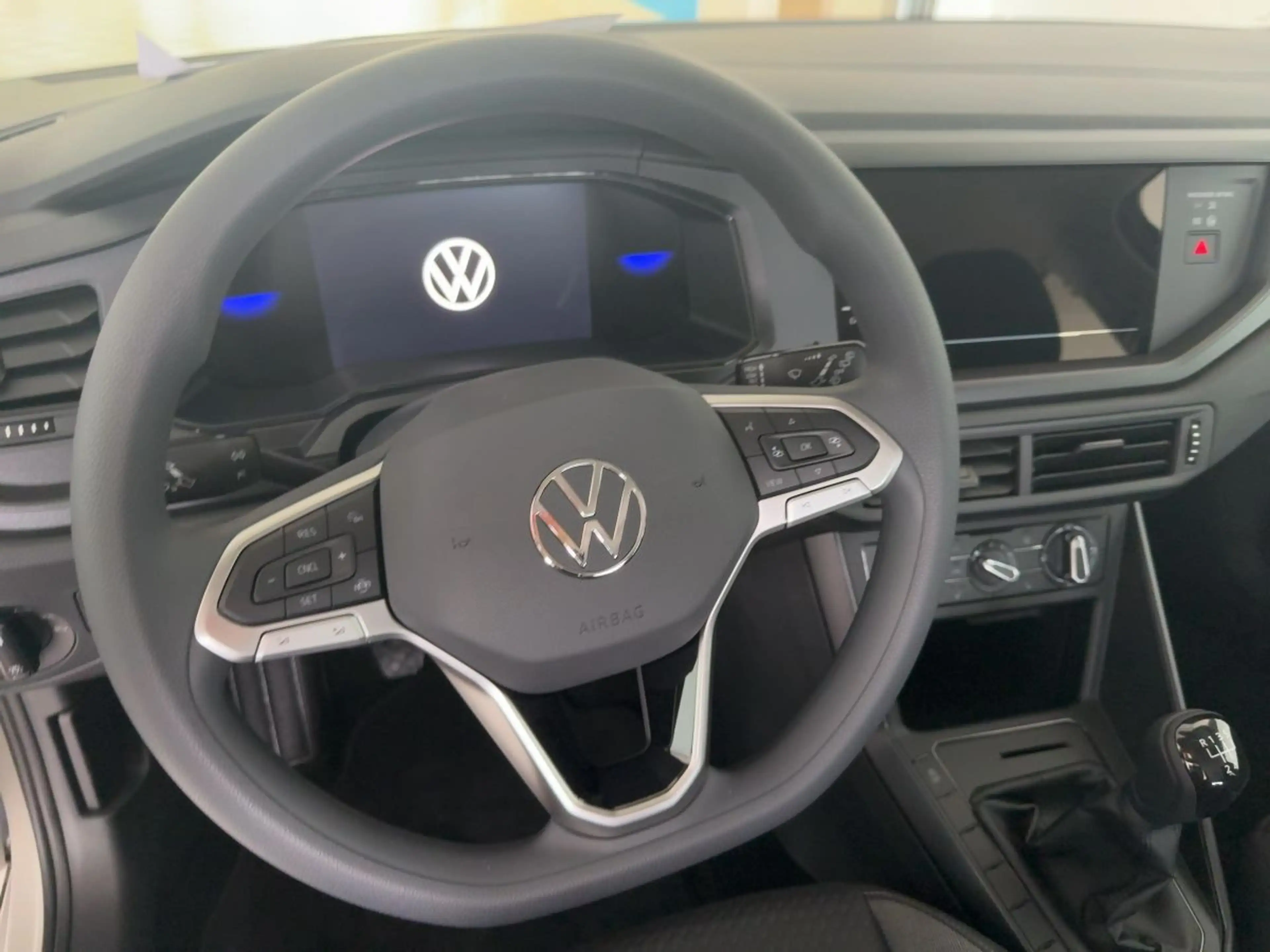 Volkswagen Taigo 1.0 TSI Klima App-Connect SHZ PDC 5J. Gara — photo 6