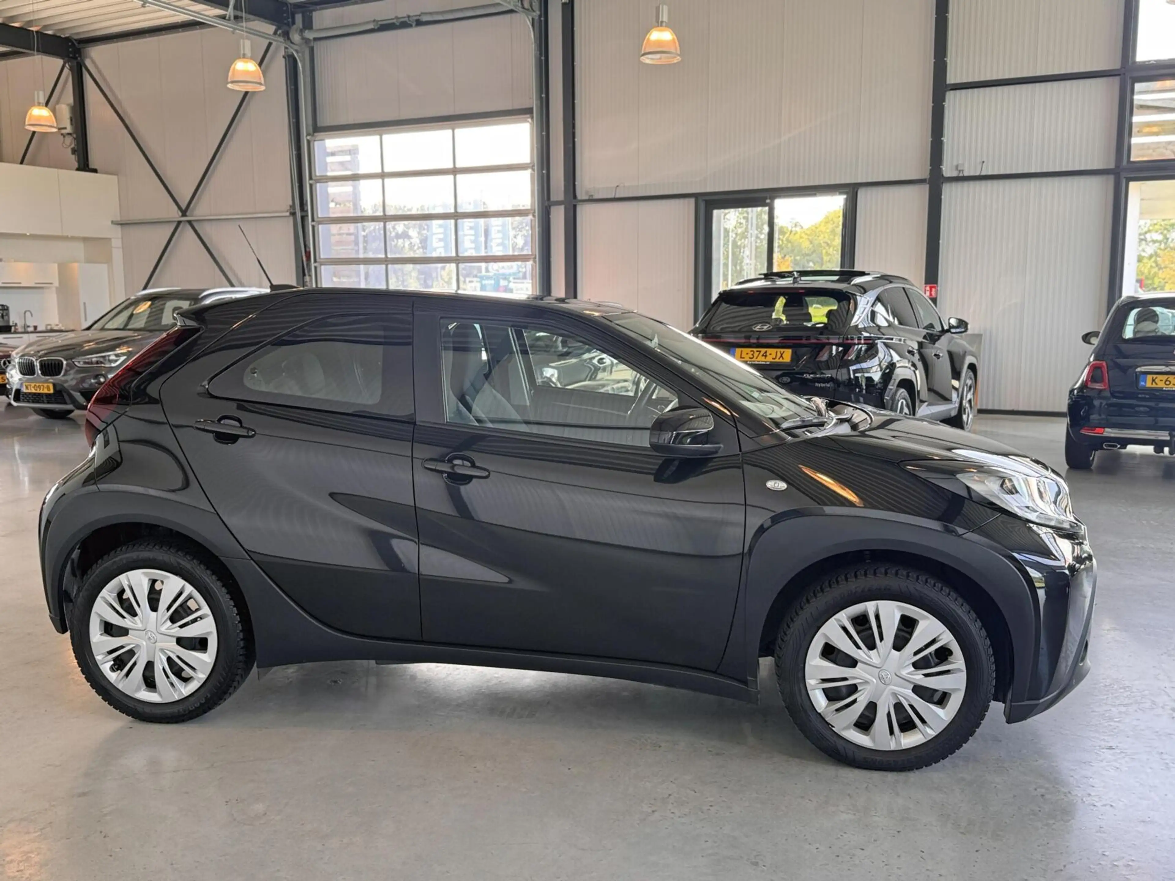 Toyota Aygo X 1.0 VVT-i MT Play Camera|CarPlay|Adapt.Cruise| — photo 23