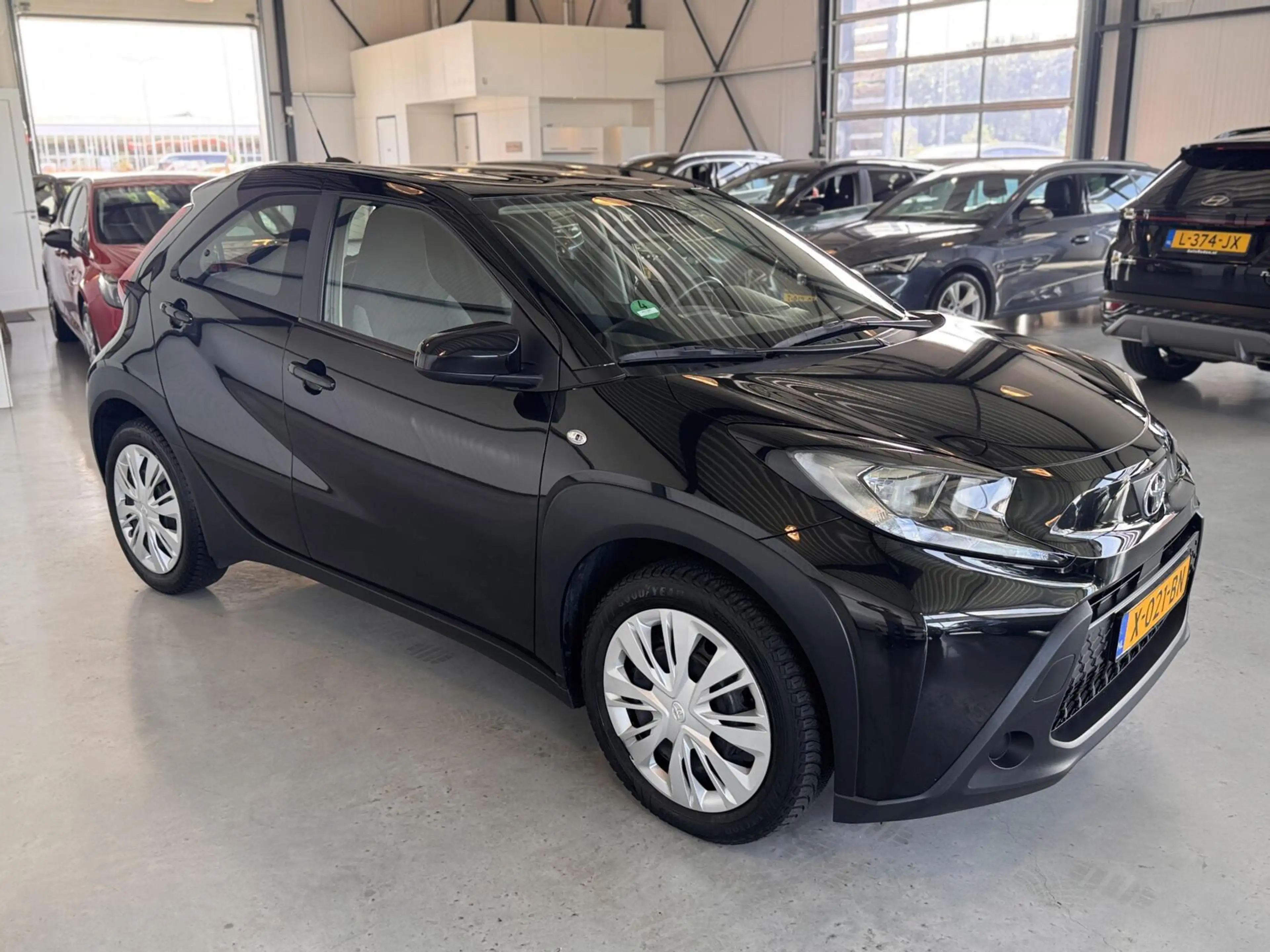 Toyota Aygo X 1.0 VVT-i MT Play Camera|CarPlay|Adapt.Cruise| — photo 29