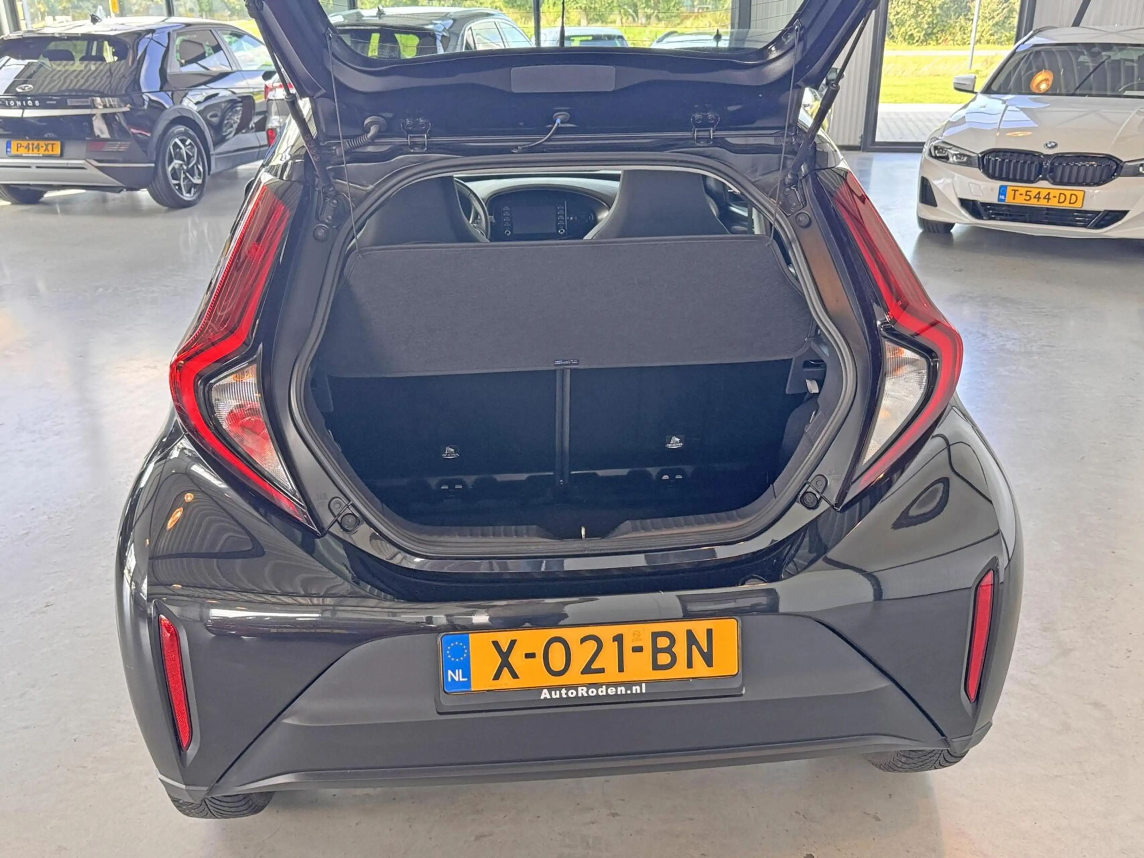 Toyota Aygo X 1.0 VVT-i MT Play Camera|CarPlay|Adapt.Cruise| — photo 21